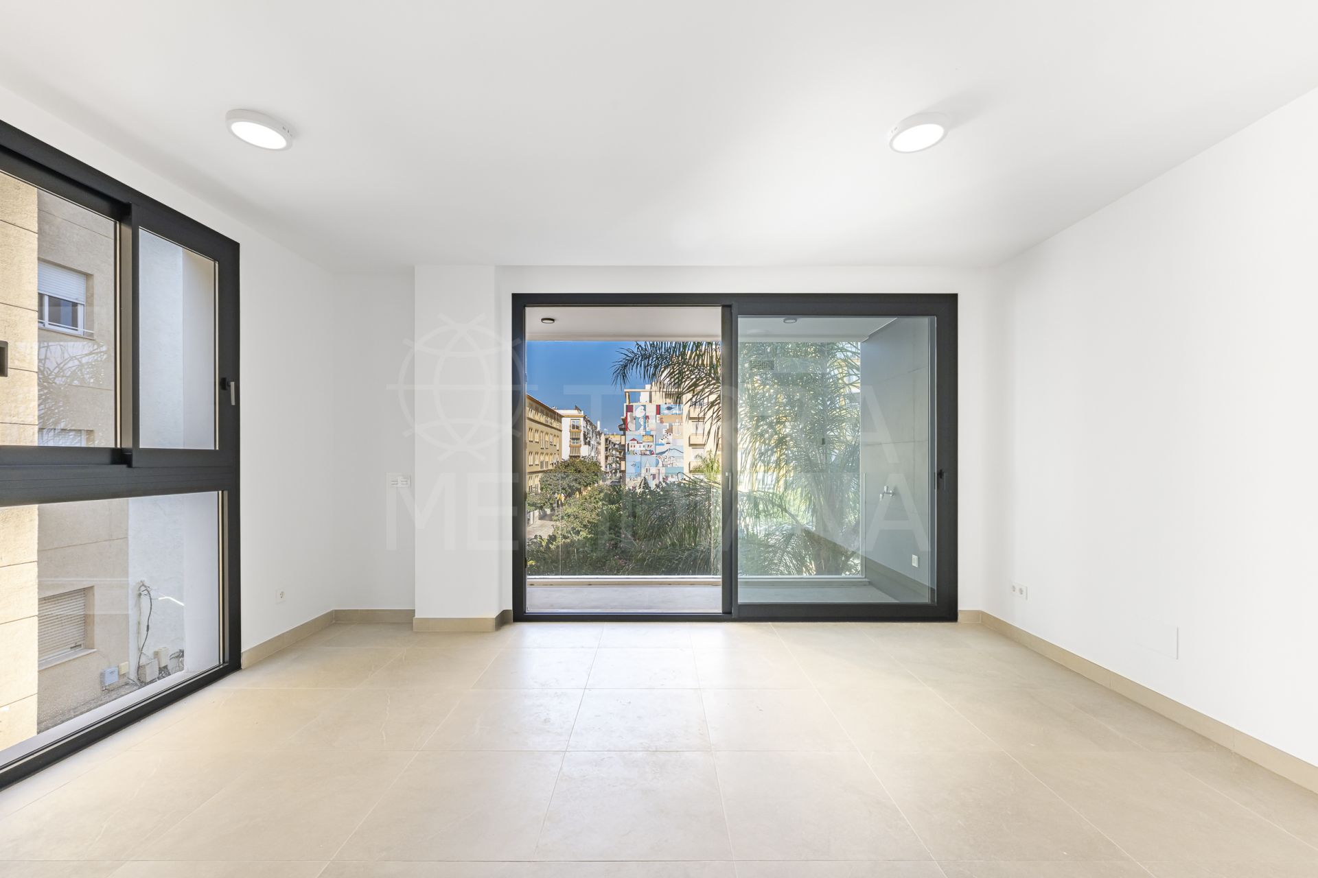 Apartment in Estepona Town, Estepona