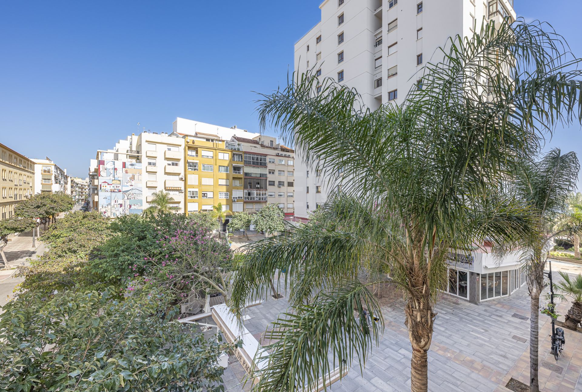 Apartment in Estepona Town, Estepona