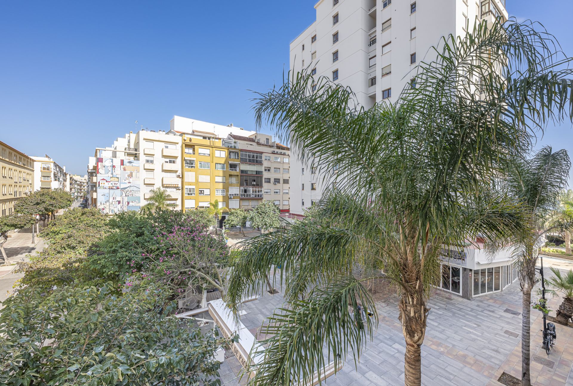 Apartment in Estepona Town, Estepona