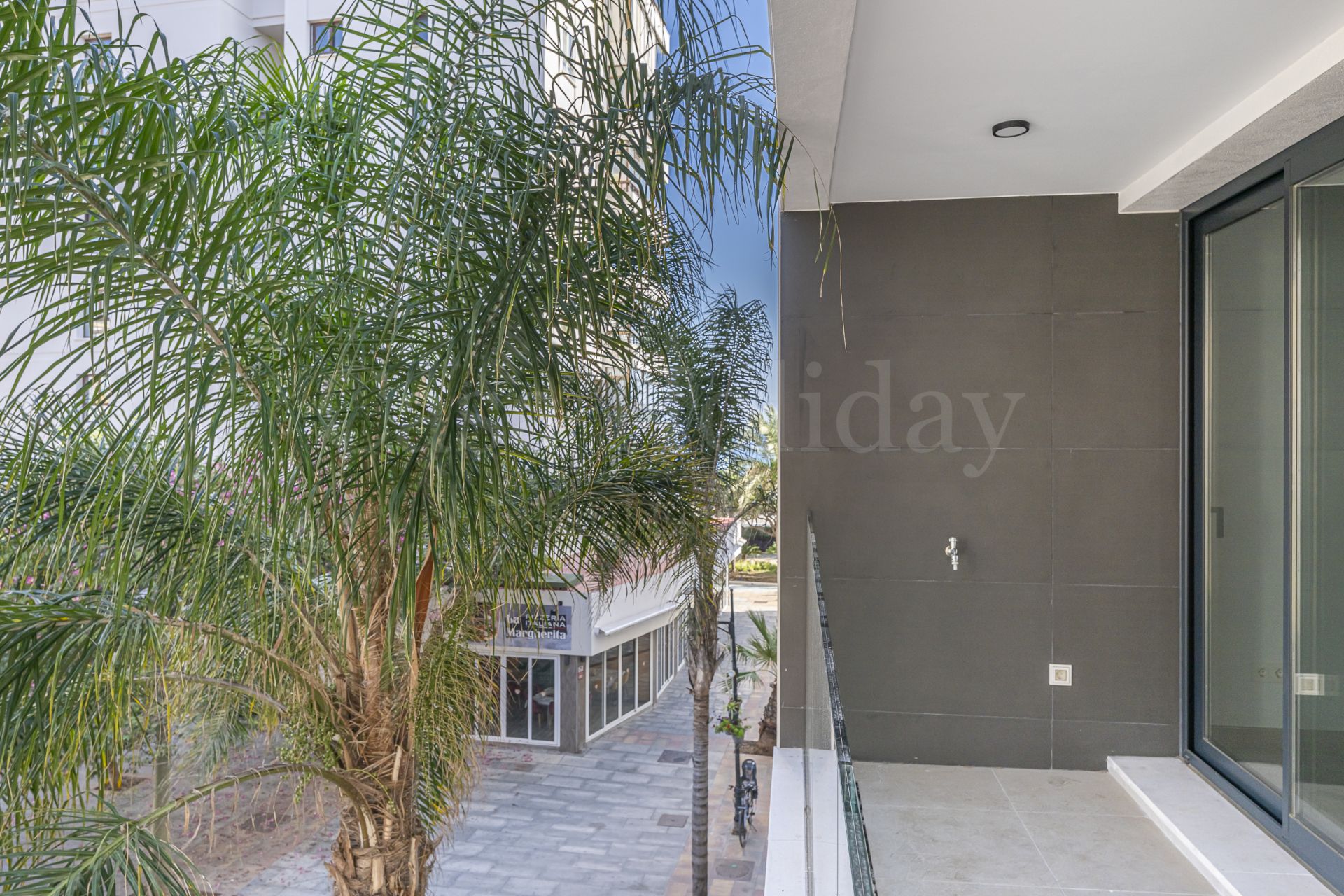 Apartment in Estepona Town, Estepona