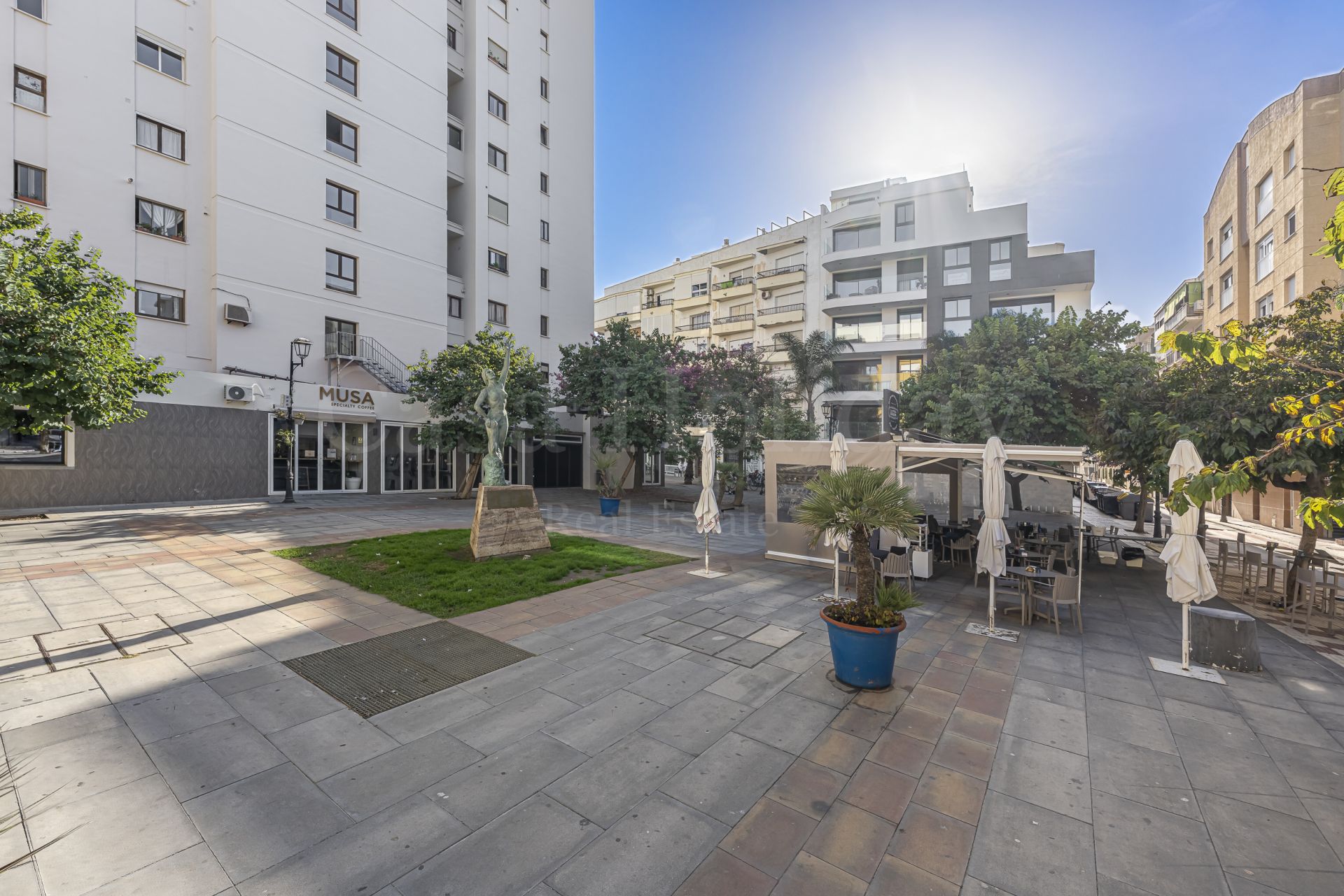 Apartment in Estepona Town, Estepona