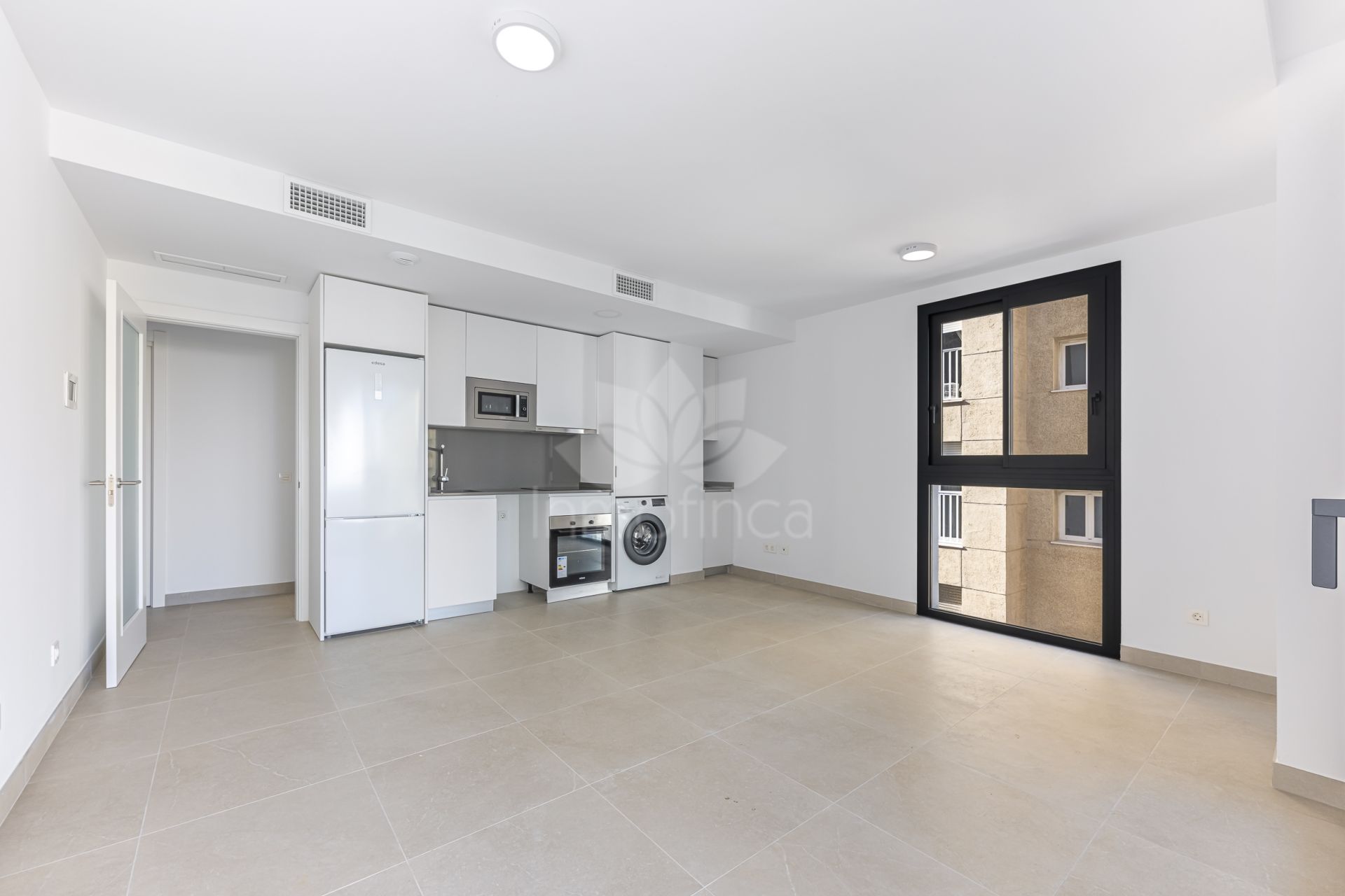 Apartment in Estepona Town, Estepona