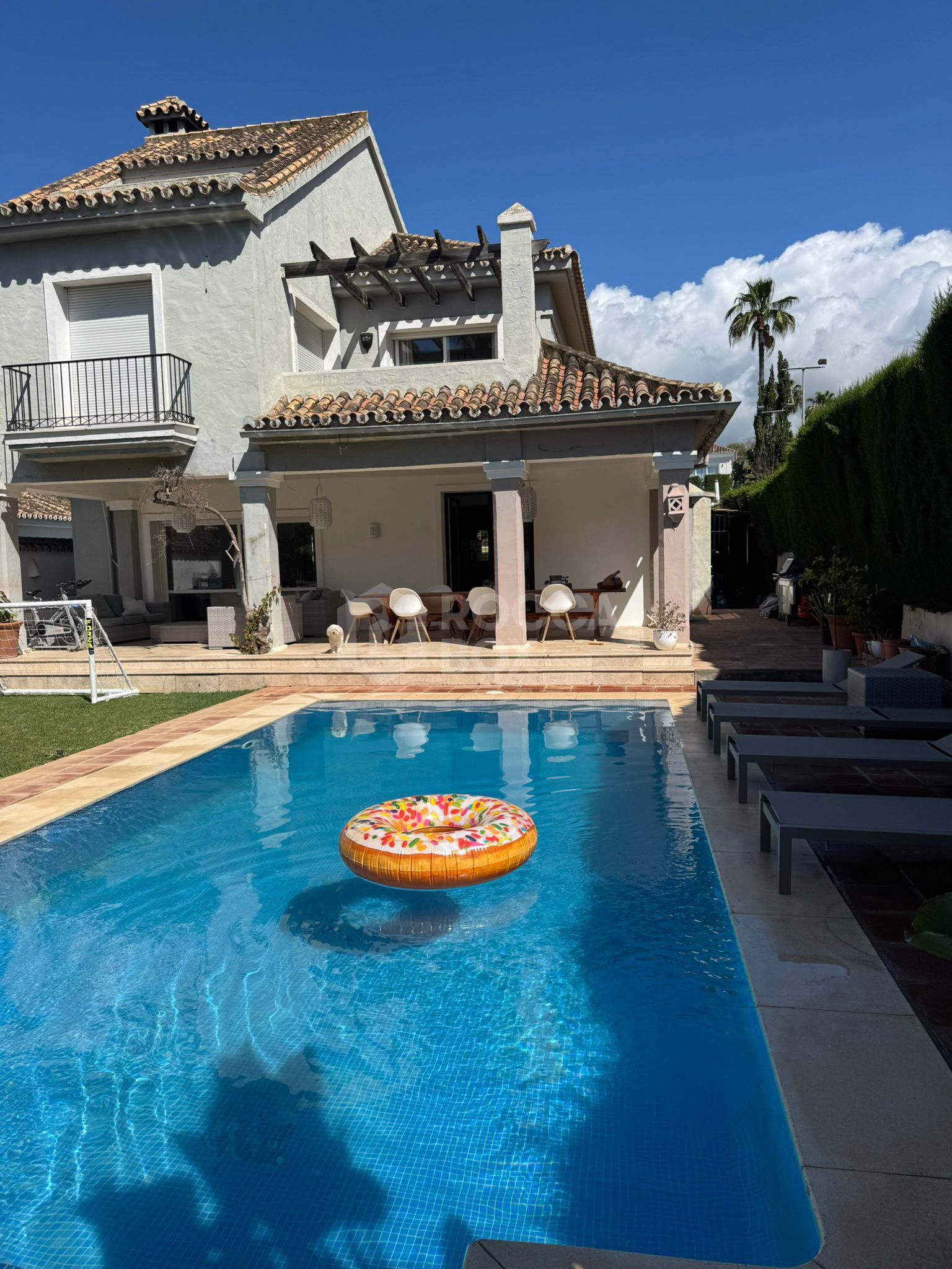 Luxury 5-Bedroom Villa for Rent – Parcelas del Golf, Nueva Andalucía