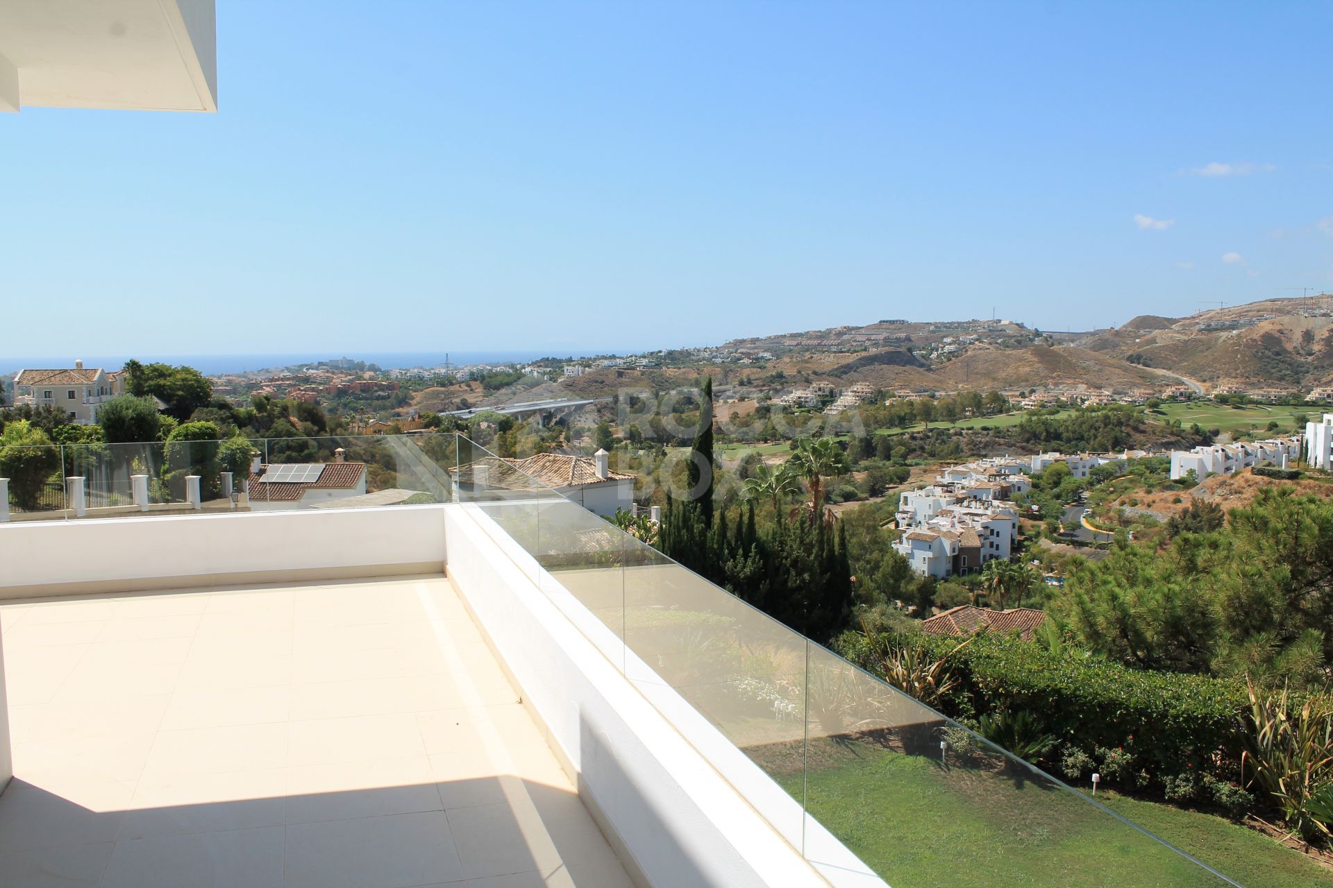 Contemporary Villa in Puerto De Capitan, Benahavis