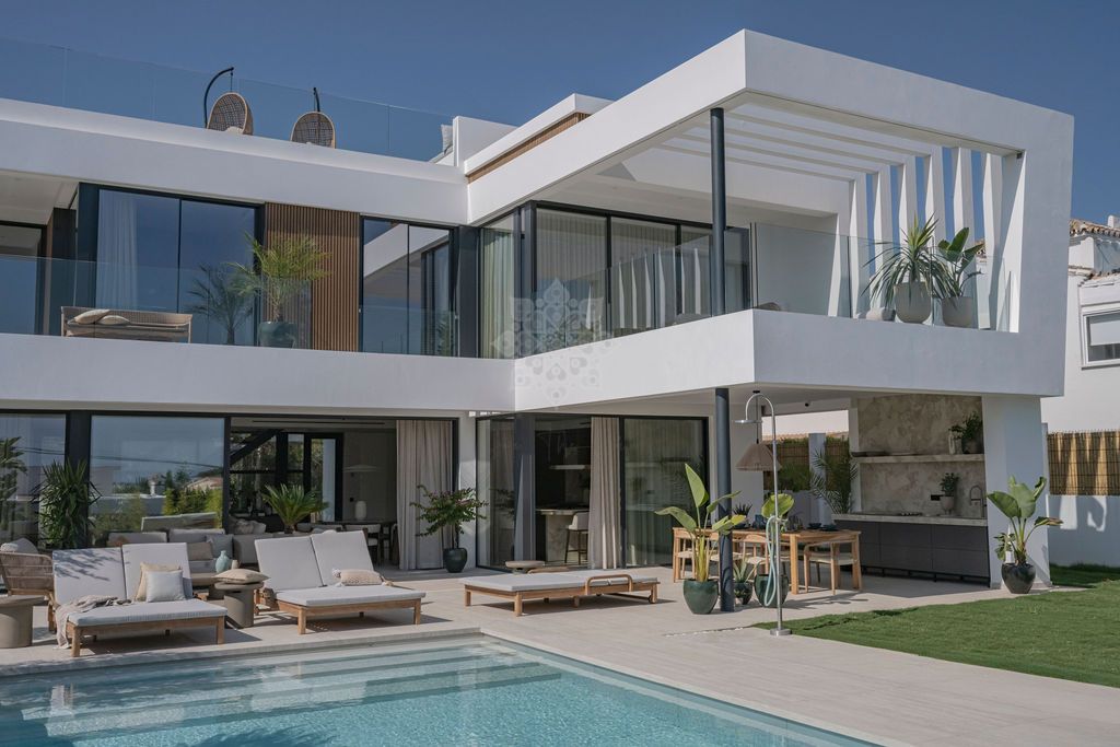 Villa in Marbesa, Marbella