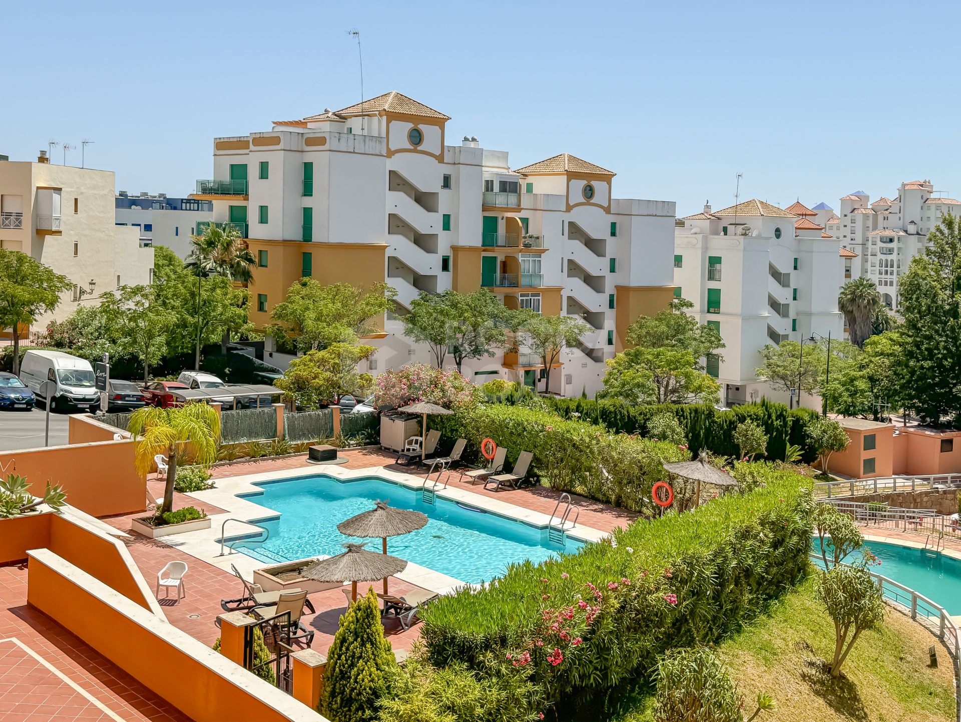 3 bedroom Apartment in centre of Estepona