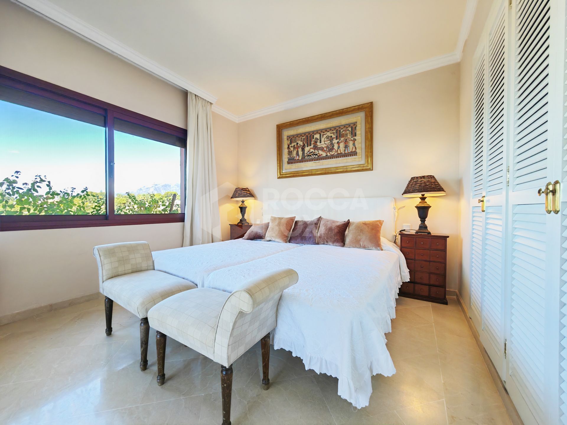 Luxury Beachfront Apartment in Alicate Playa, Marbella