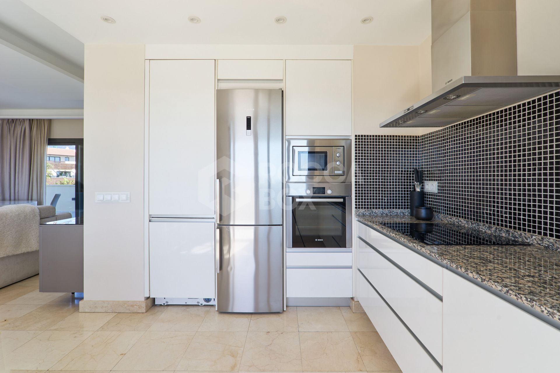 Luxurious Penthouse in Bel Air, Estepona with Panoramic Views