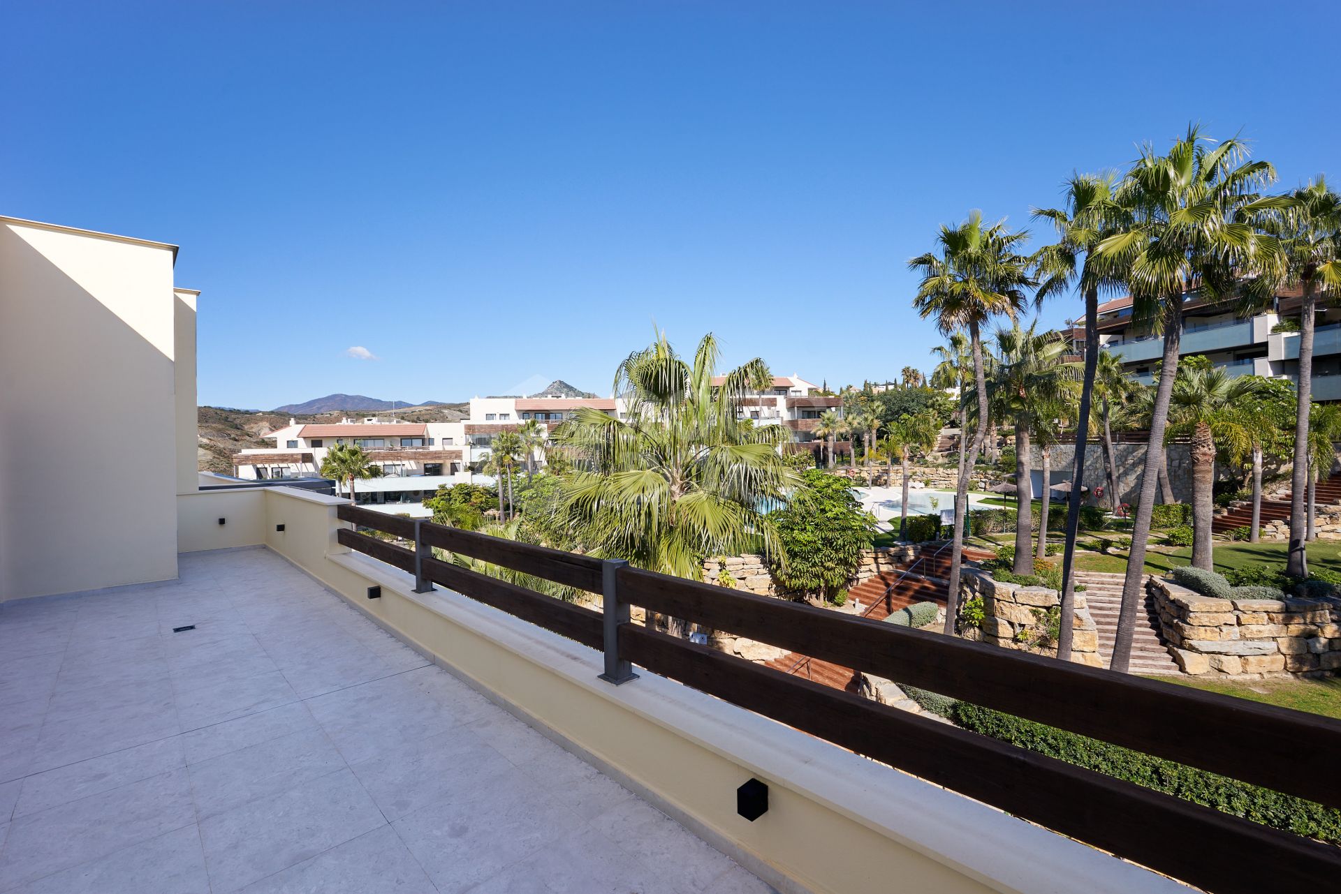 Luxurious Penthouse in Bel Air, Estepona with Panoramic Views