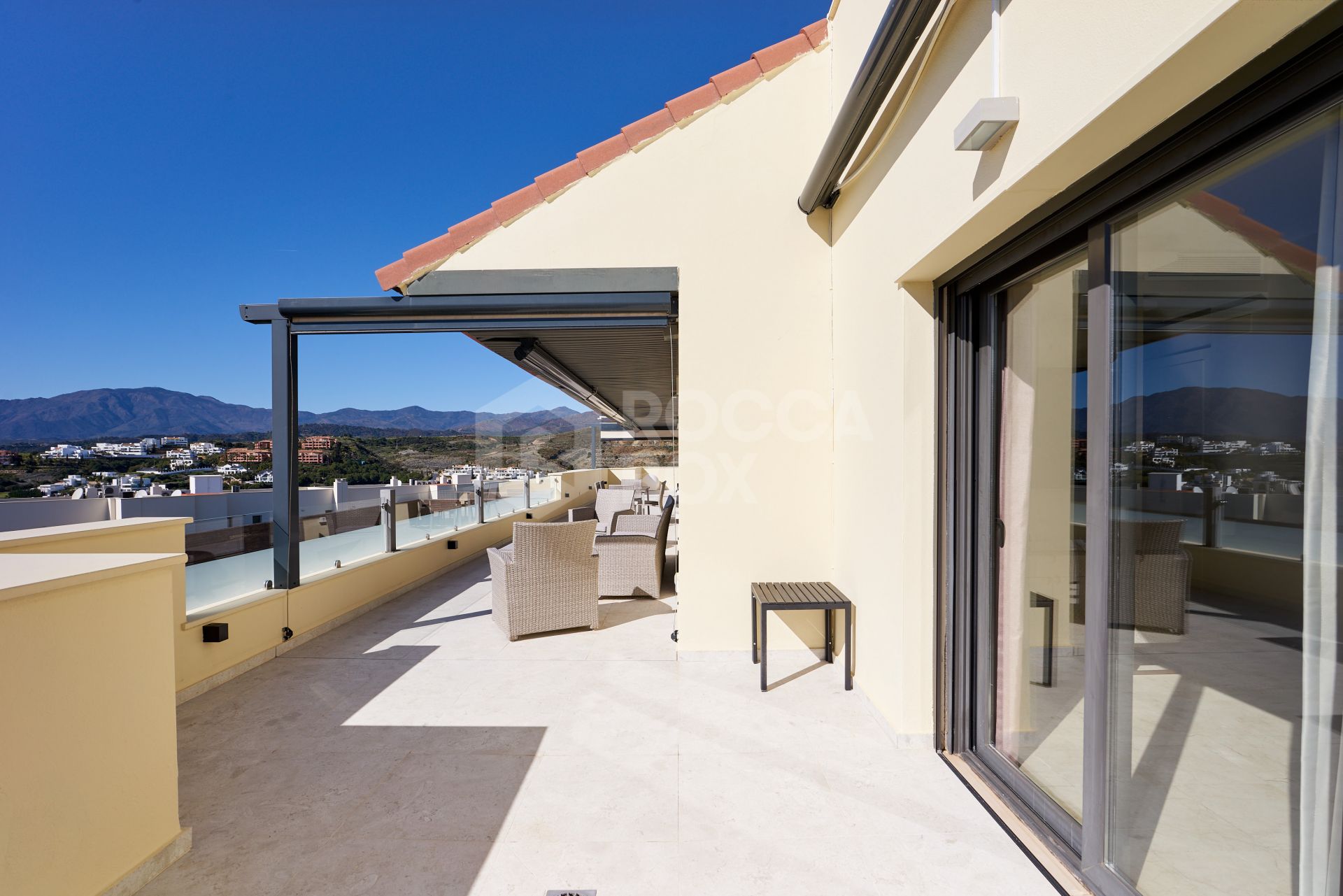 Luxurious Penthouse in Bel Air, Estepona with Panoramic Views