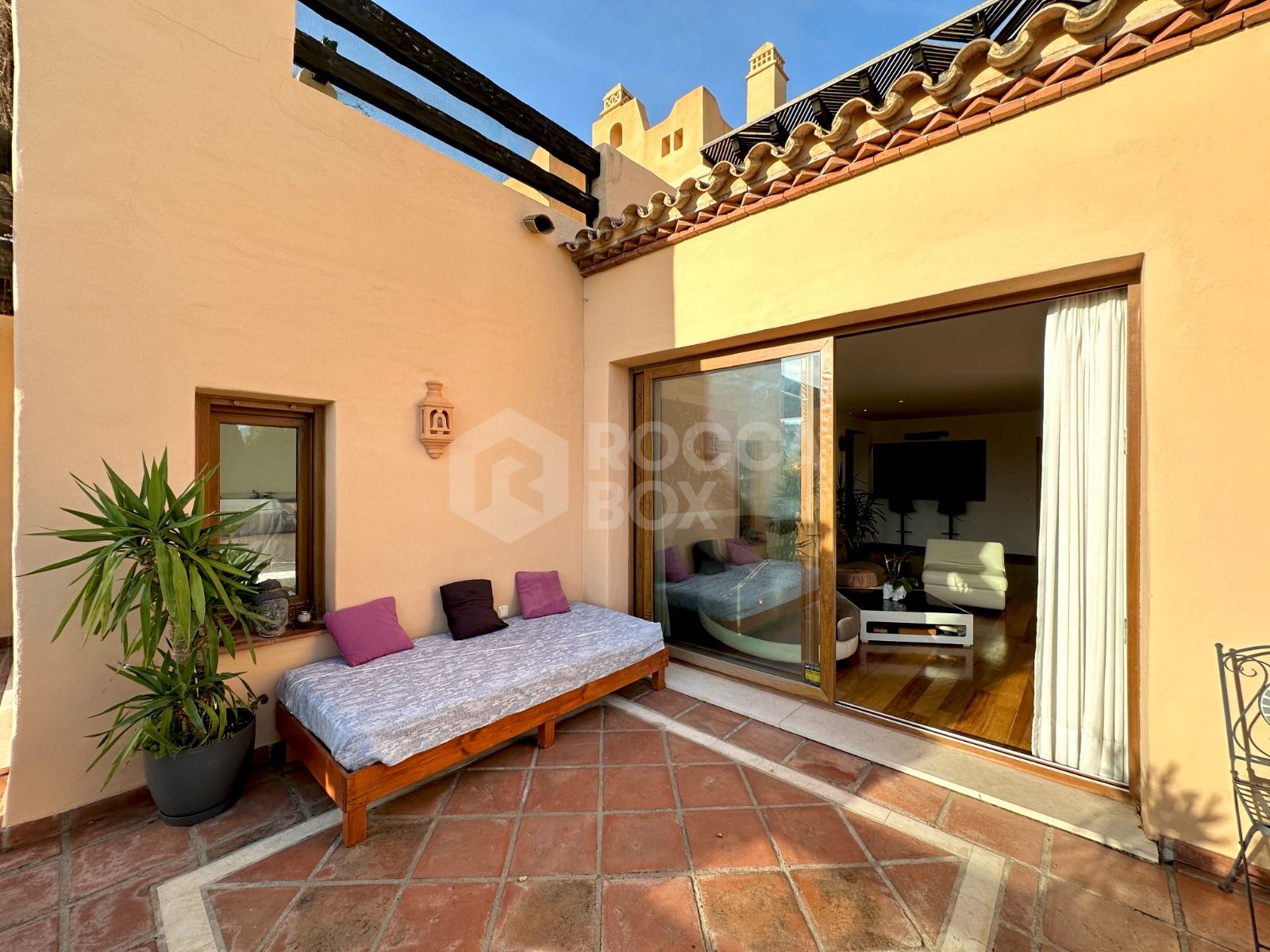 Luxurious Three-Bedroom Penthouse in El Campanario, Estepona