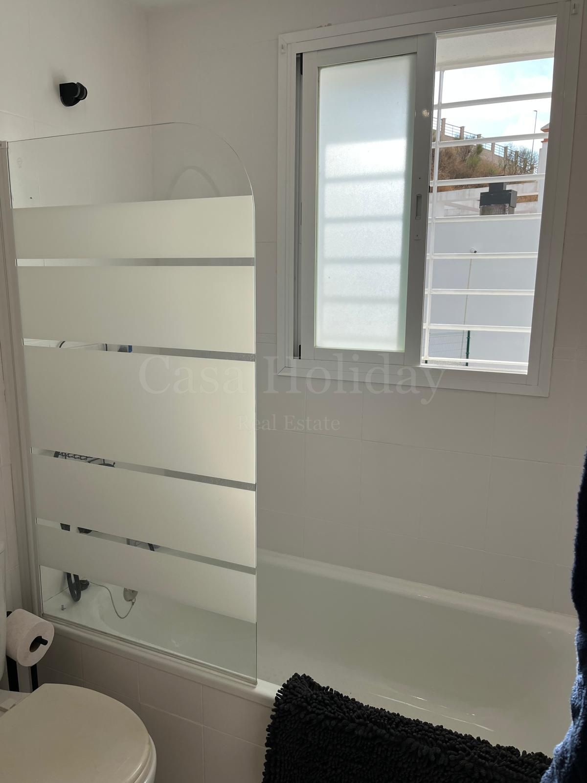 Apartment in Doña Julia, Casares