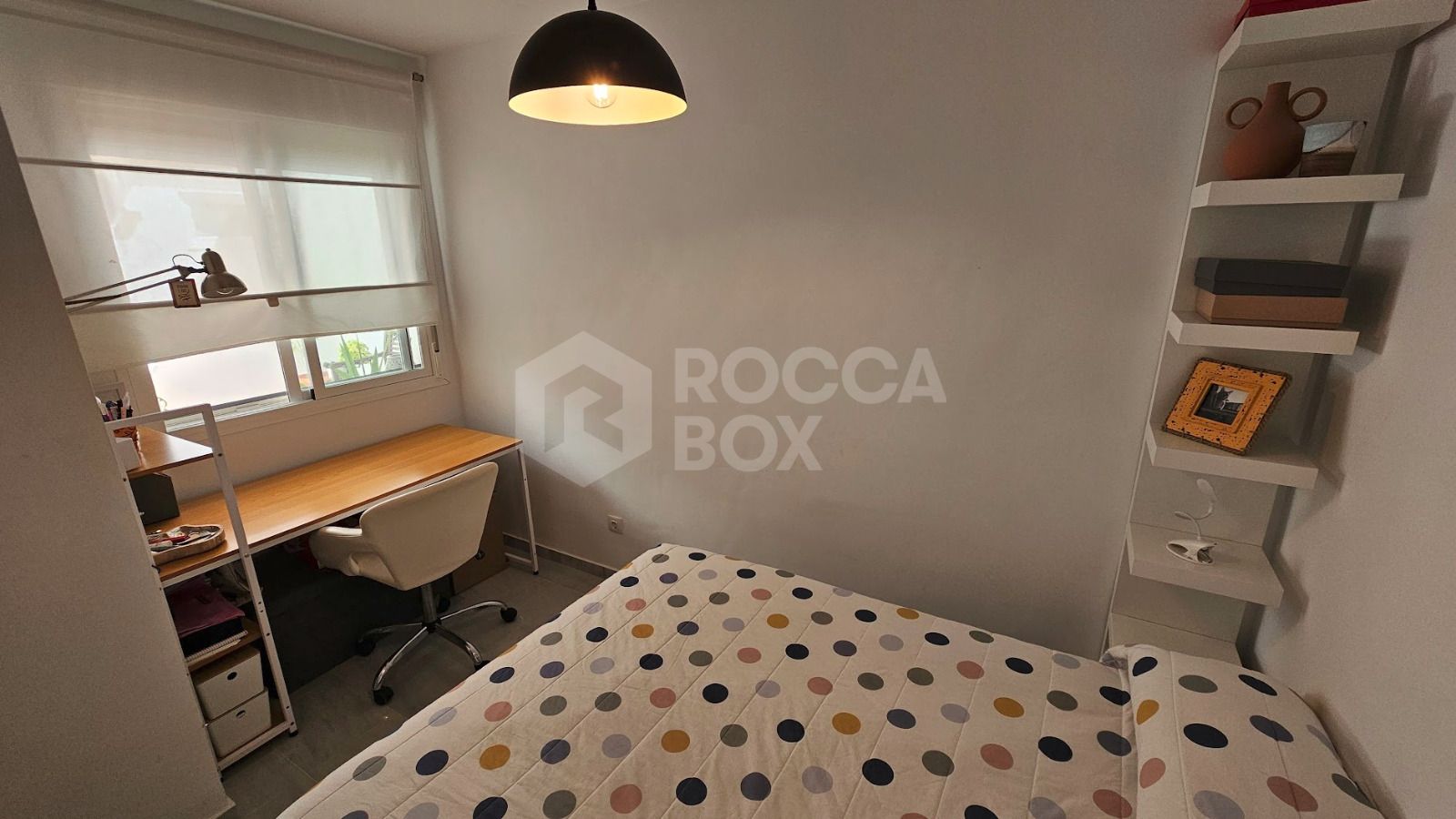 Elegant Four-Bedroom Apartment with Panoramic Views in Doña Julia, Casares