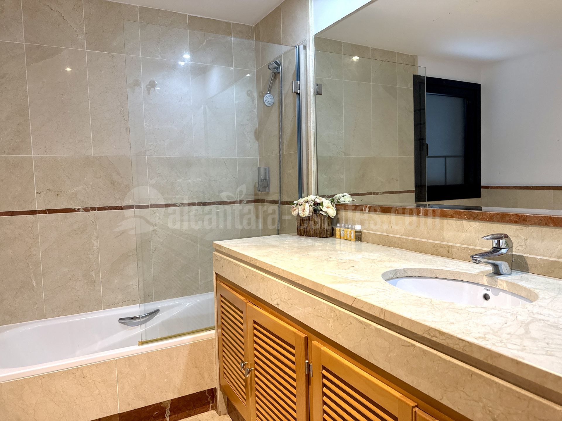 Apartment in Las Mimosas, Marbella