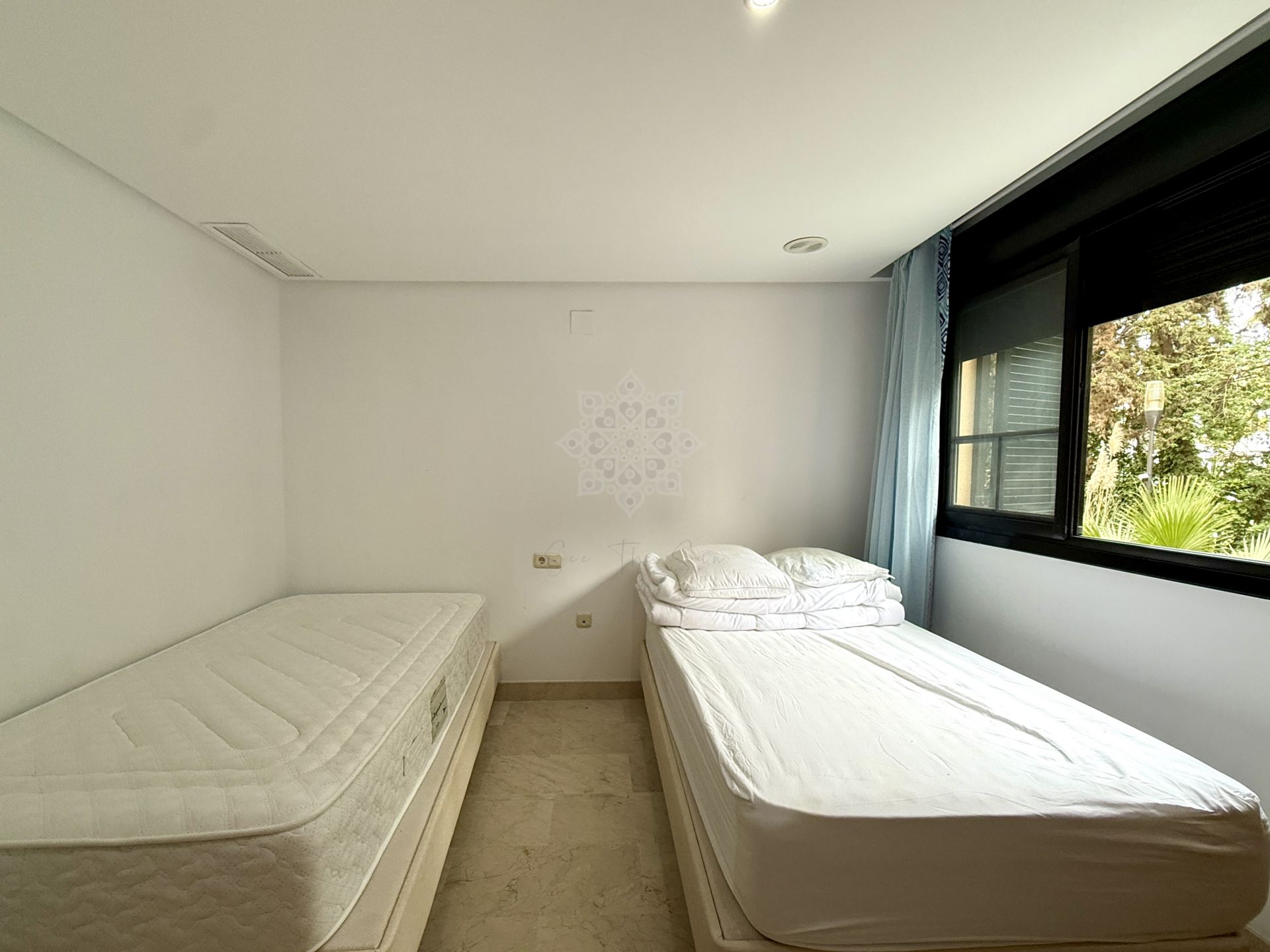 Apartamento en Las Mimosas, Marbella