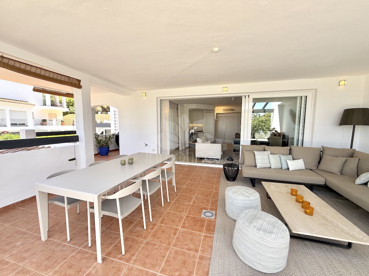Apartamento en La Mairena, Marbella