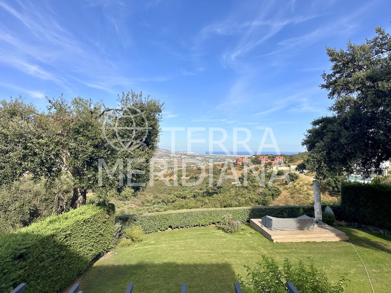 Apartment in La Mairena, Marbella
