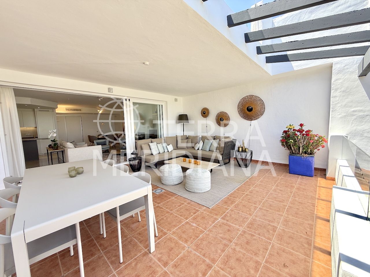 Apartment in La Mairena, Marbella