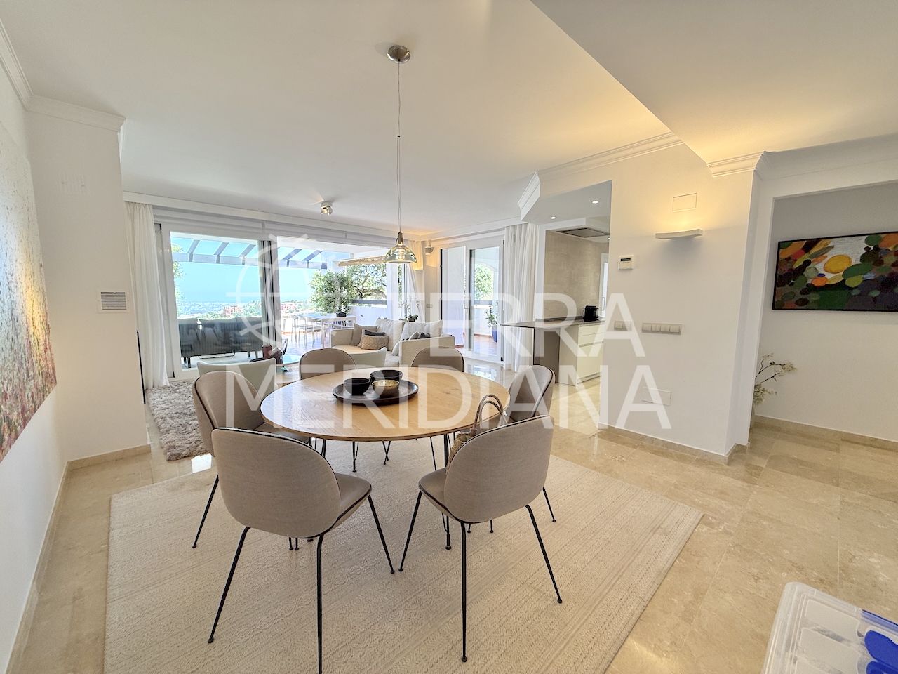 Apartment in La Mairena, Marbella