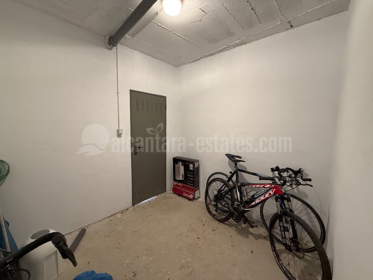 Apartamento en La Mairena, Marbella