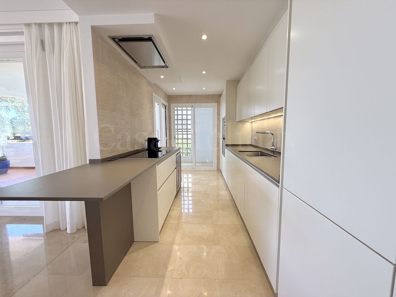 Apartamento en La Mairena, Marbella