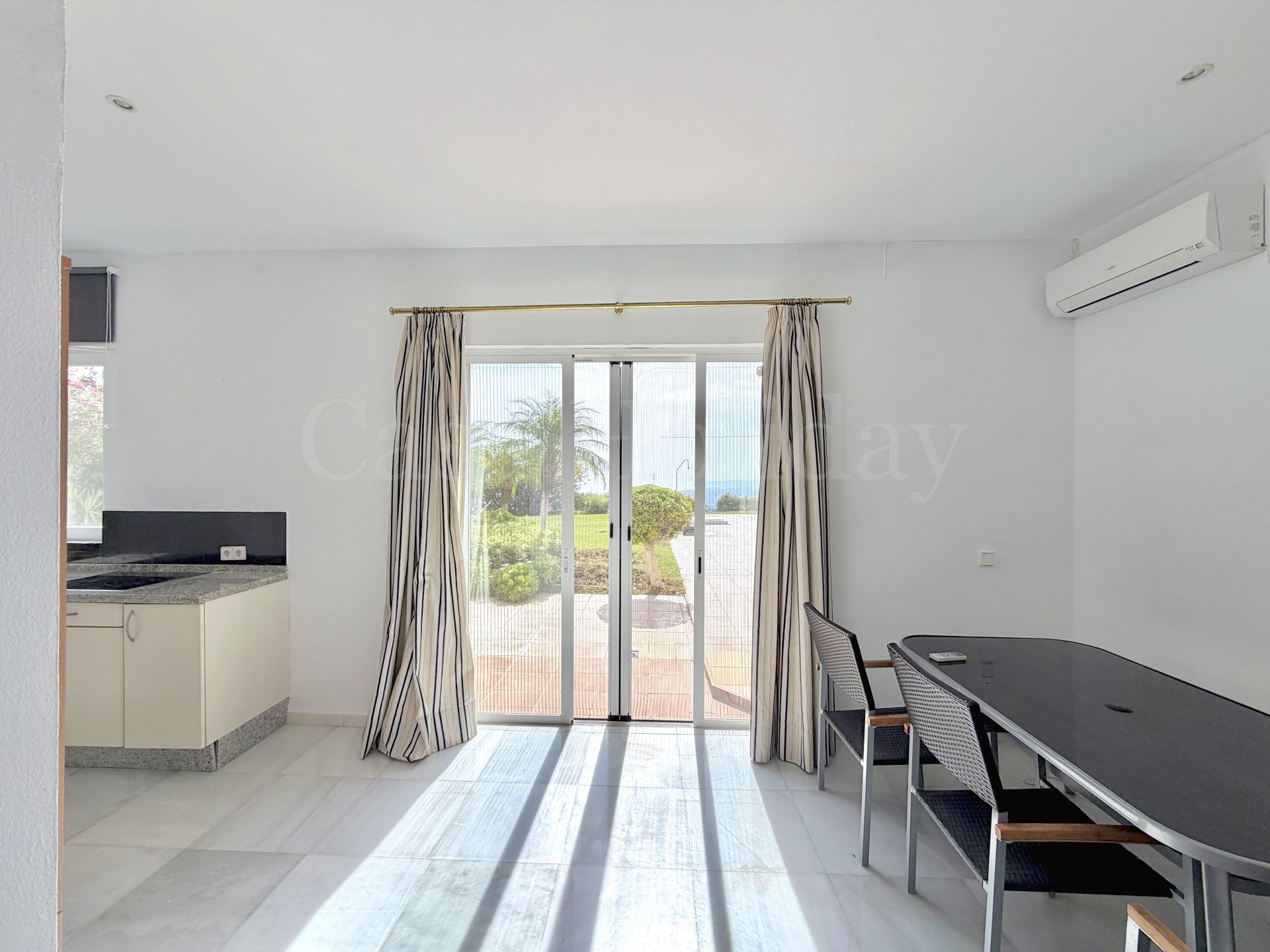 Villa en Los Reales - Sierra Estepona, Estepona