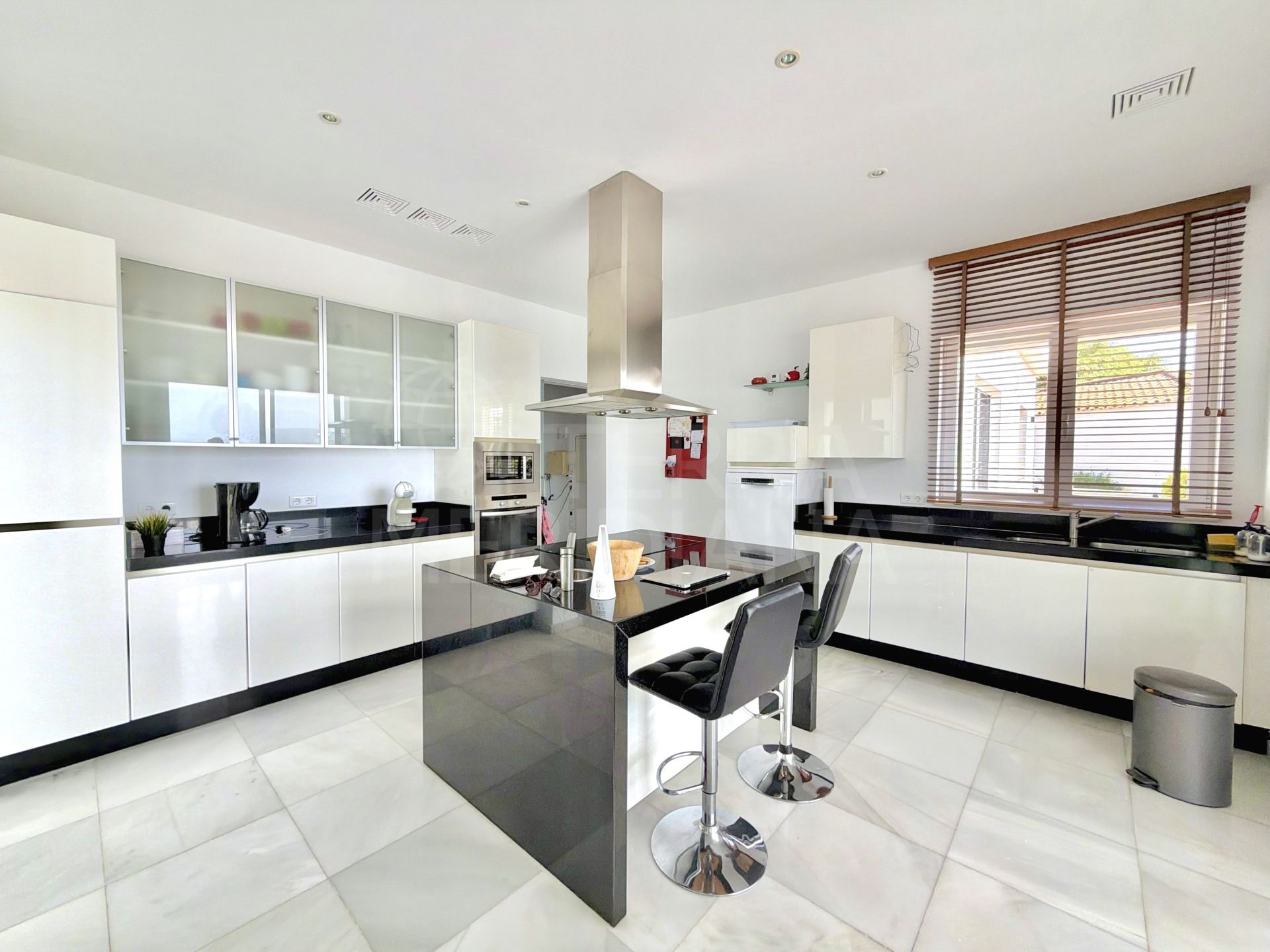 Villa in Los Reales - Sierra Estepona, Estepona