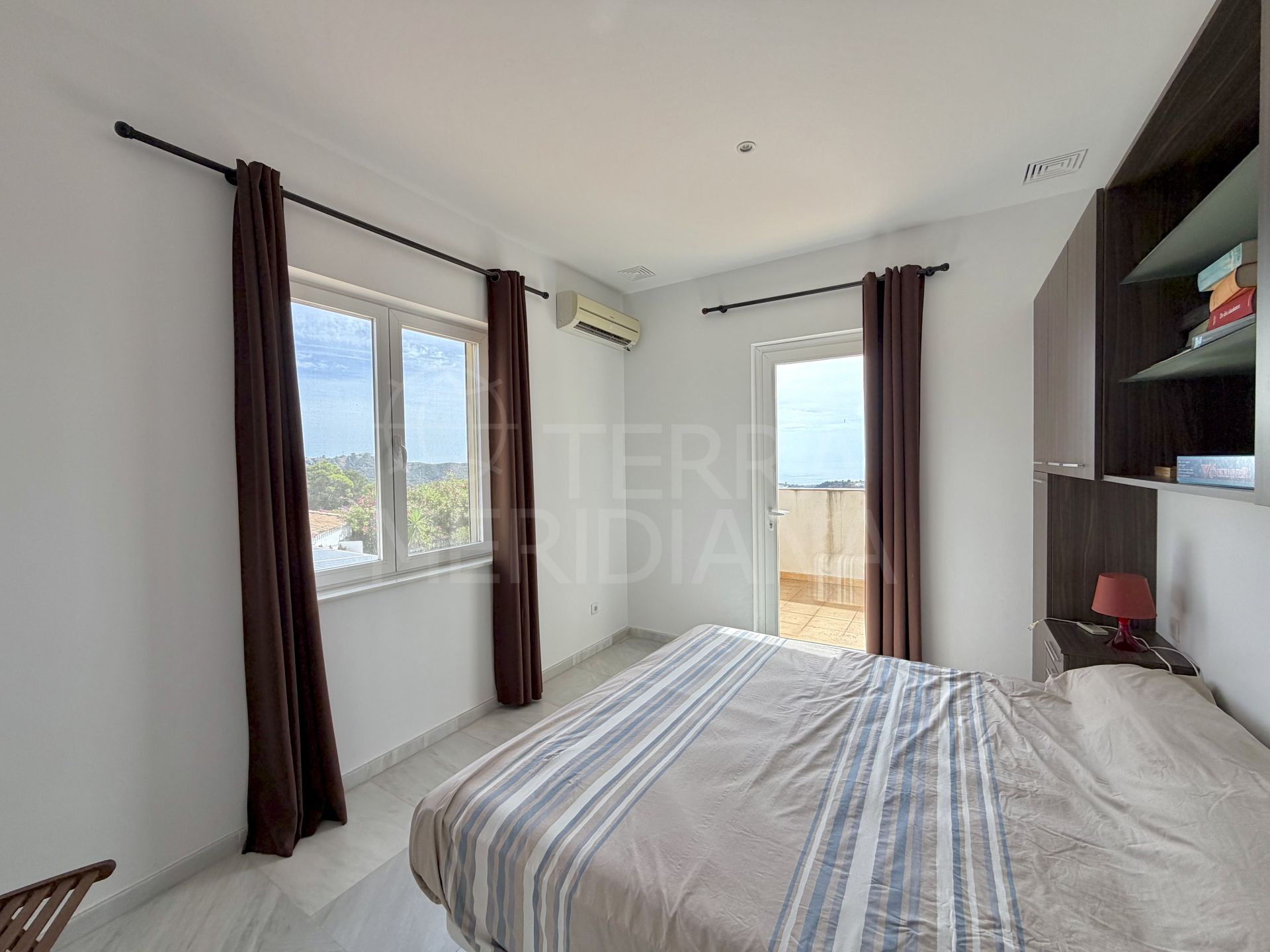 Villa in Los Reales - Sierra Estepona, Estepona