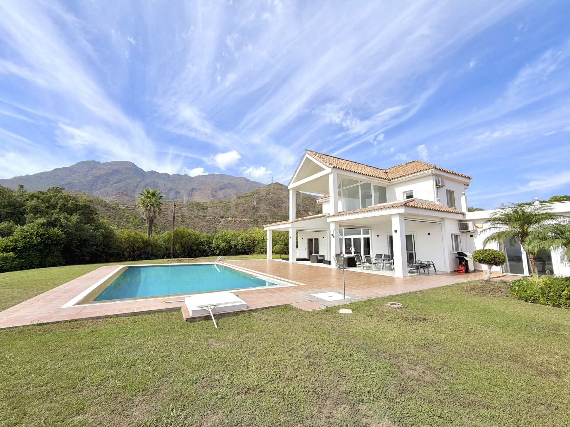 Villa en Los Reales - Sierra Estepona, Estepona