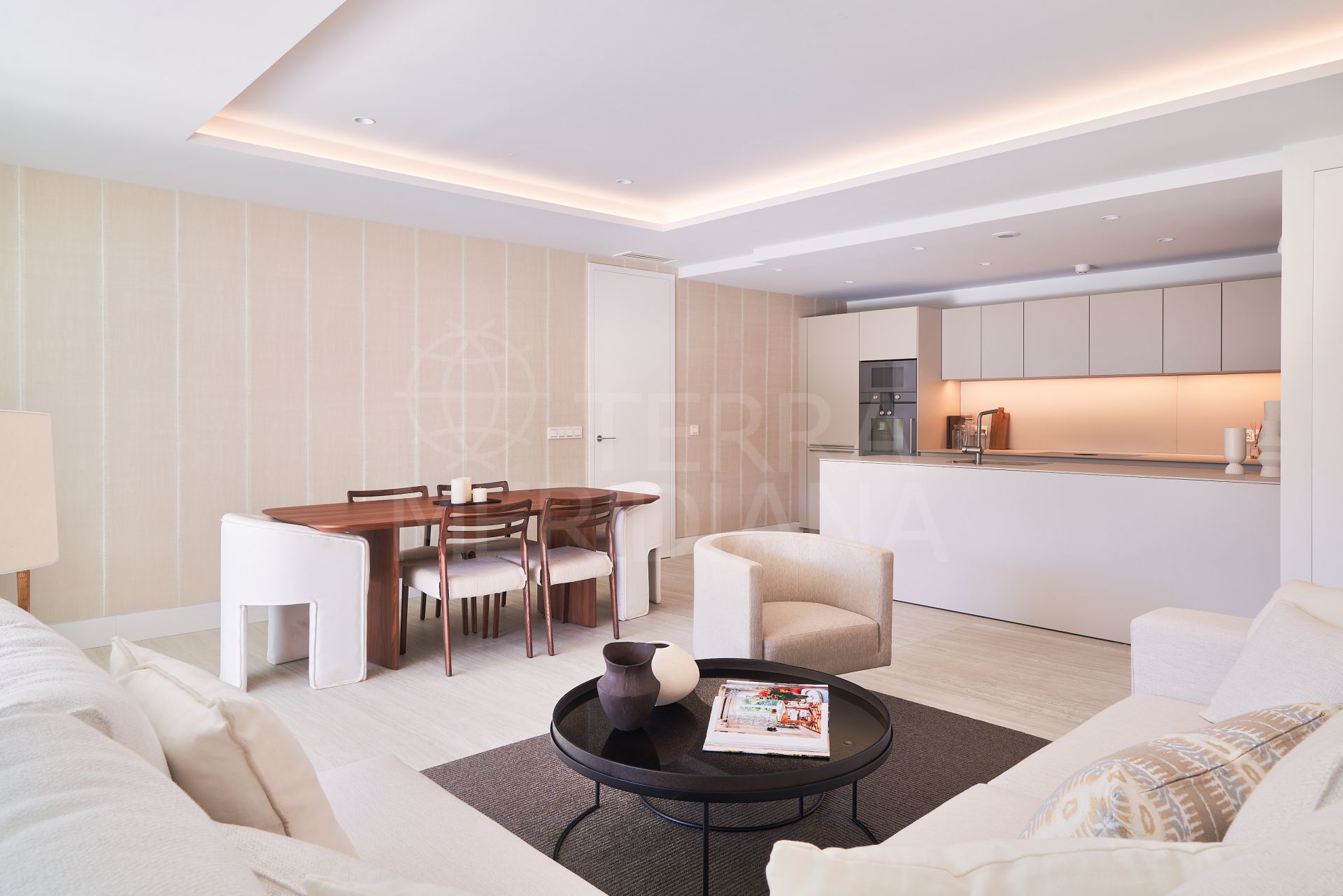 Apartment in Guadalobon, Estepona