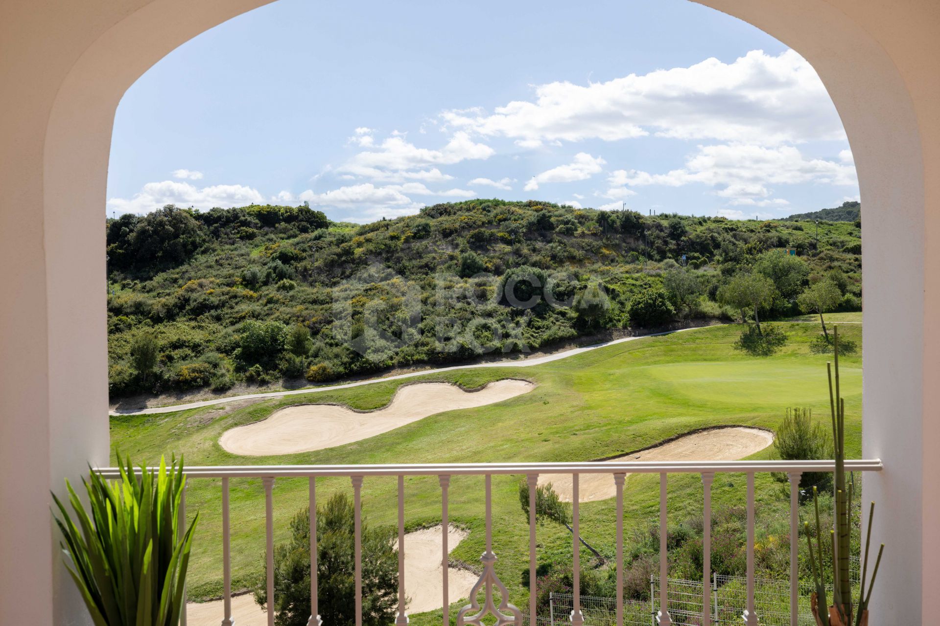Welcome to Altoasis Residences, your new home on the Costa del Sol