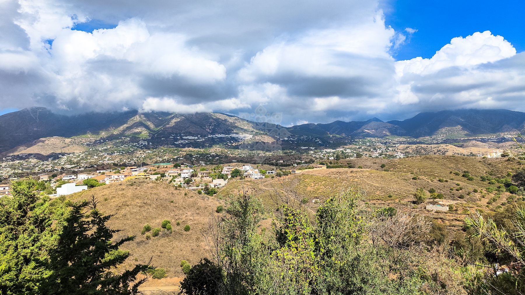 Plot in Sierrezuela, Mijas Costa
