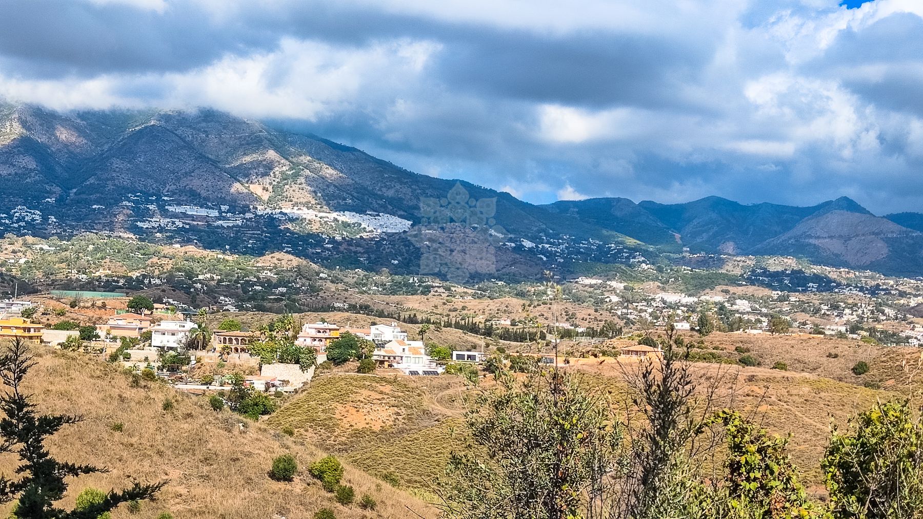 Plot in Sierrezuela, Mijas Costa