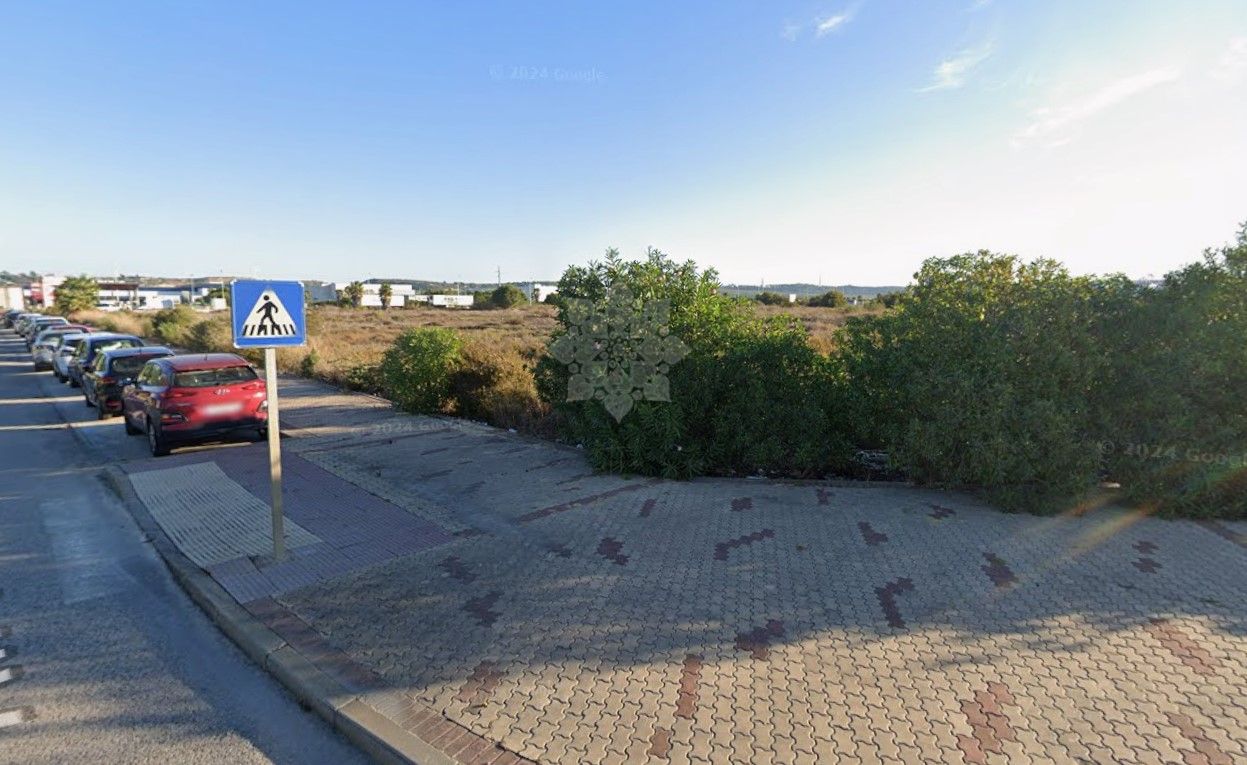 Plot in El Puerto de Santa Maria