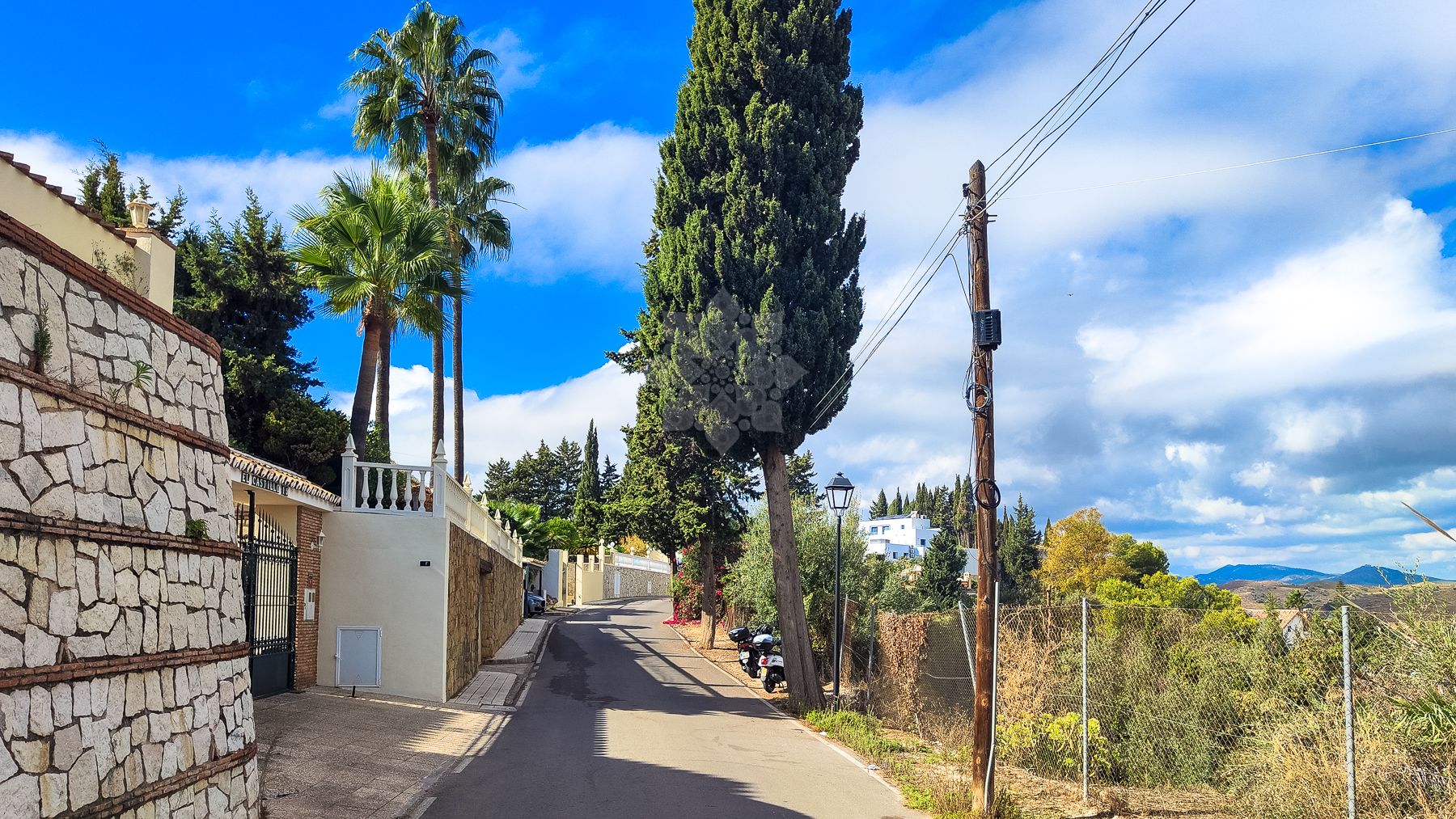 Plot in Sierrezuela, Mijas Costa