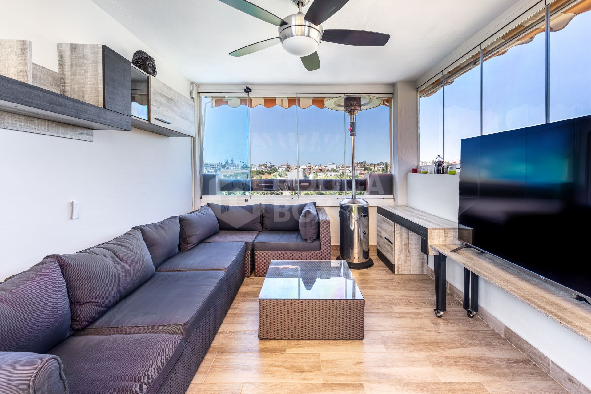 DUPLEX PENTHOUSE WITH LARGE TERRACE