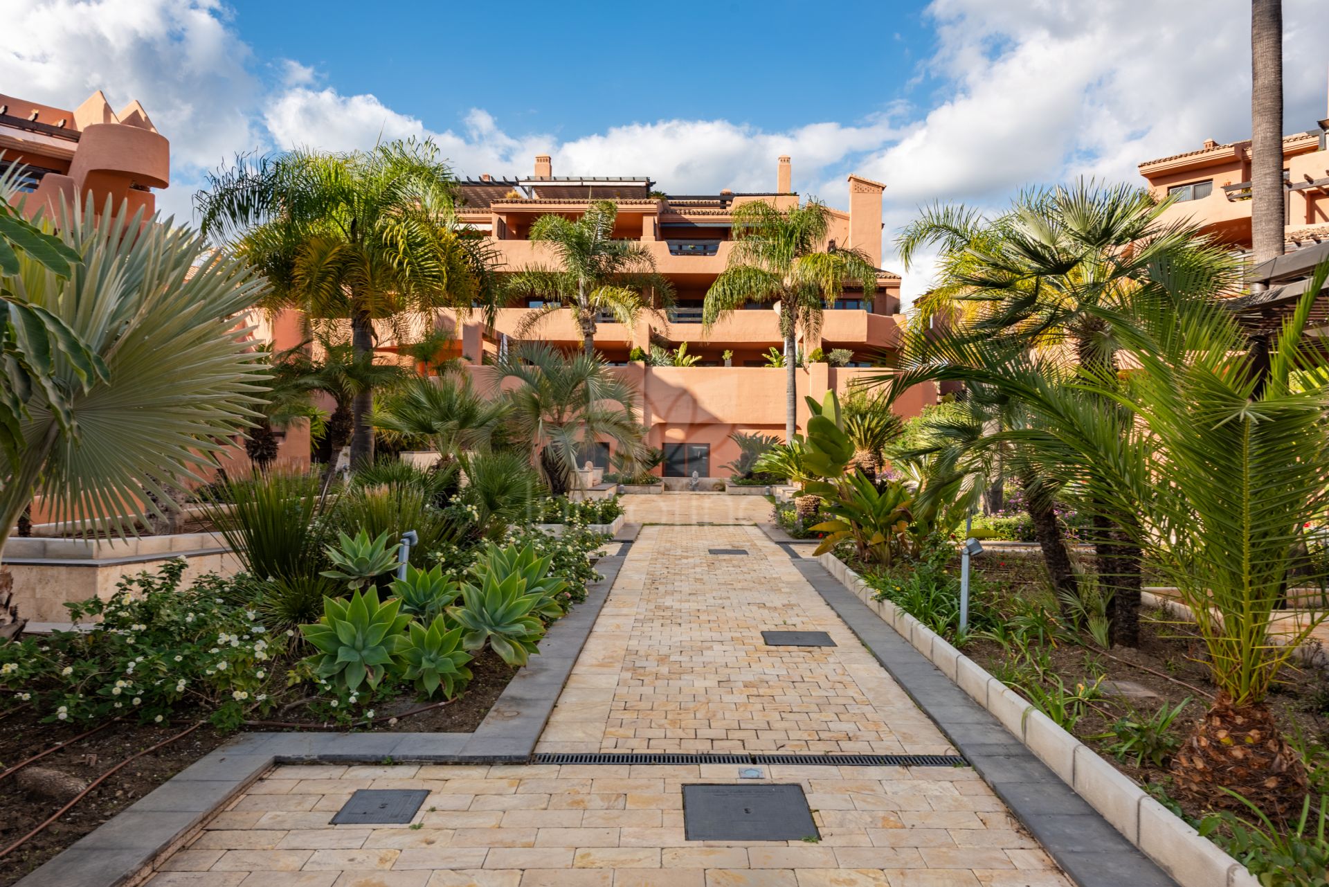 Apartment in Mar Azul, Estepona