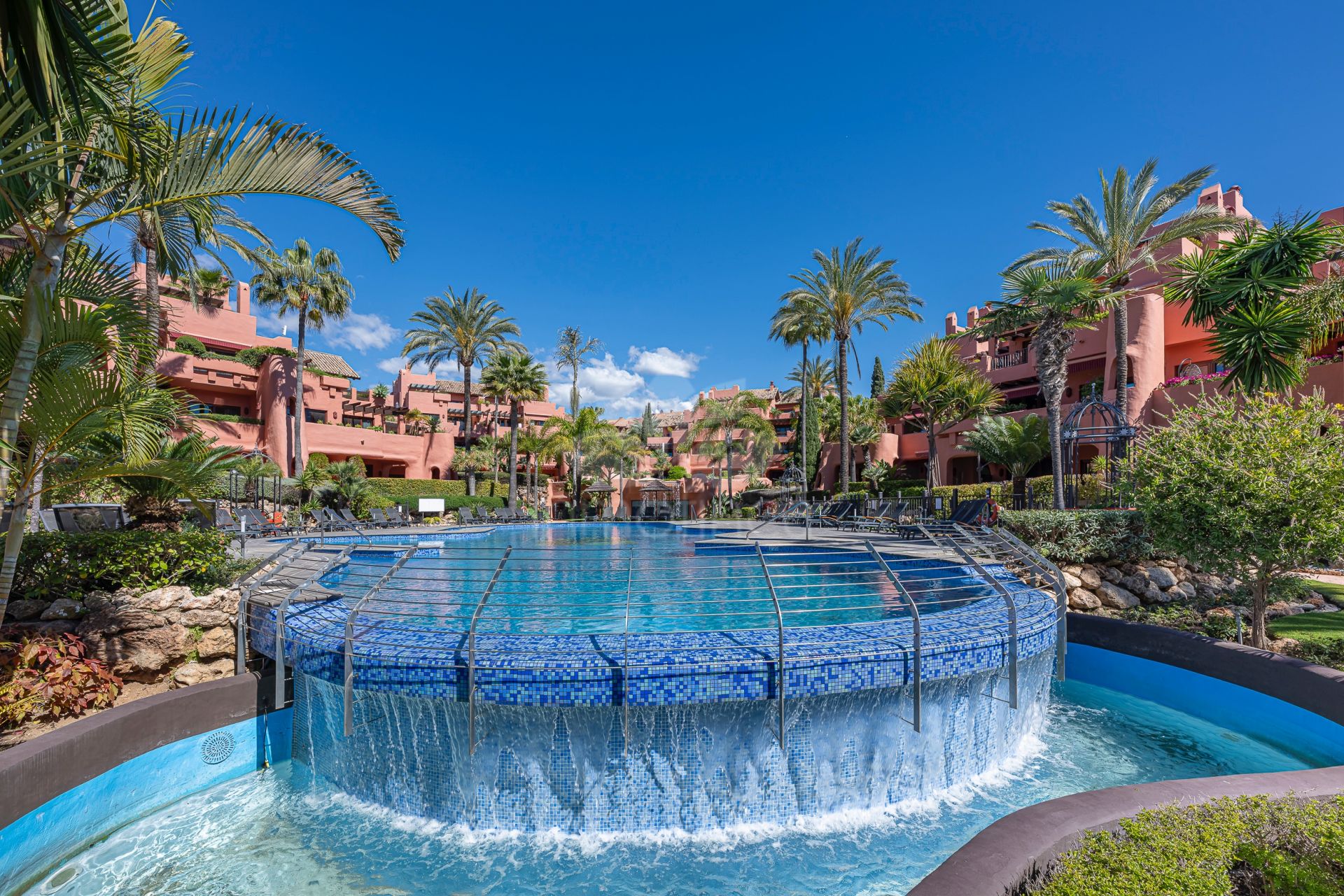 Atico Duplex en Torre Bermeja, Estepona