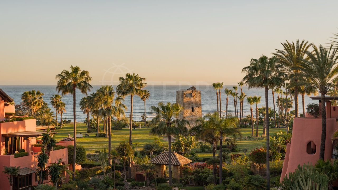 Duplex Penthouse in Torre Bermeja, Estepona