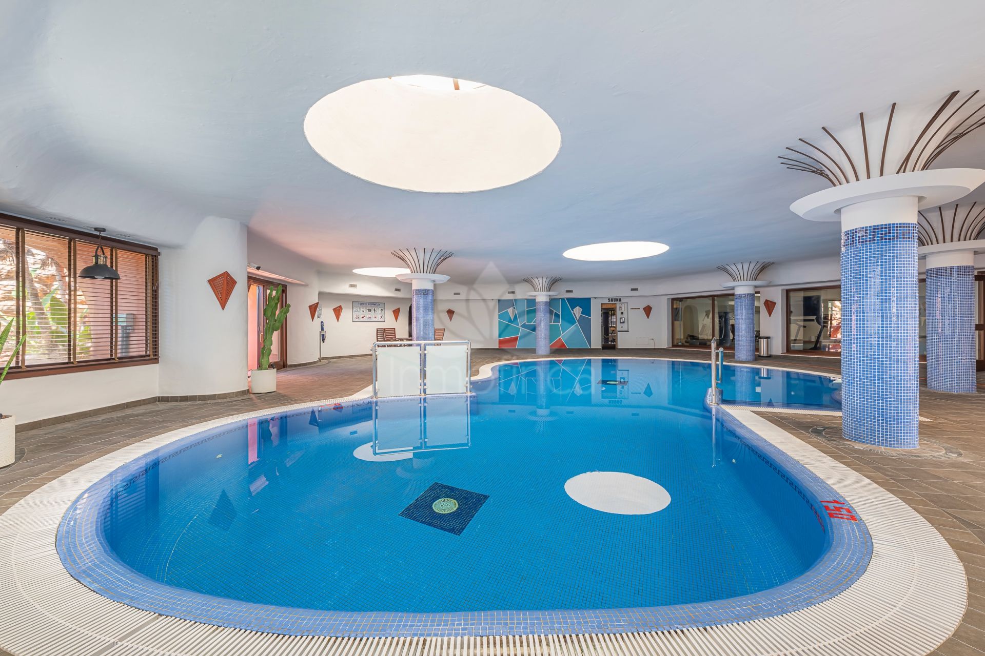 Atico Duplex en Torre Bermeja, Estepona