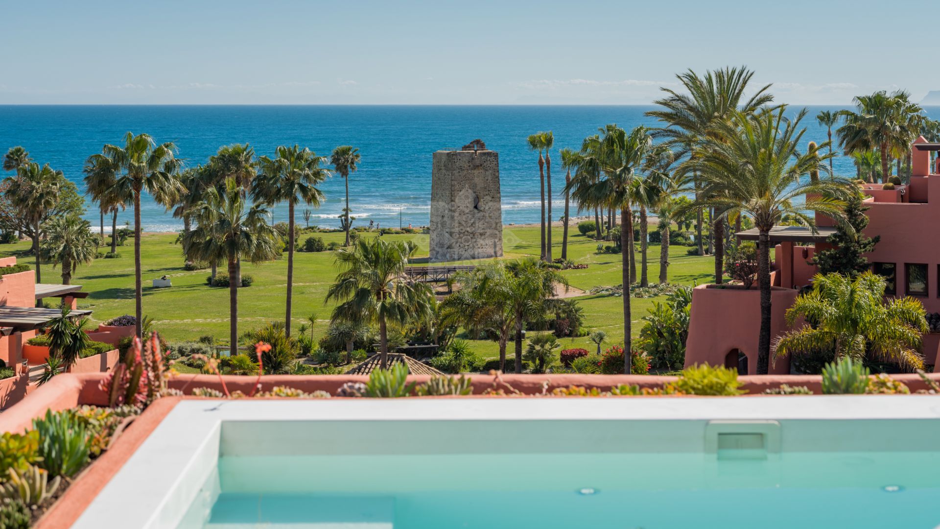 Duplex Penthouse in Torre Bermeja, Estepona