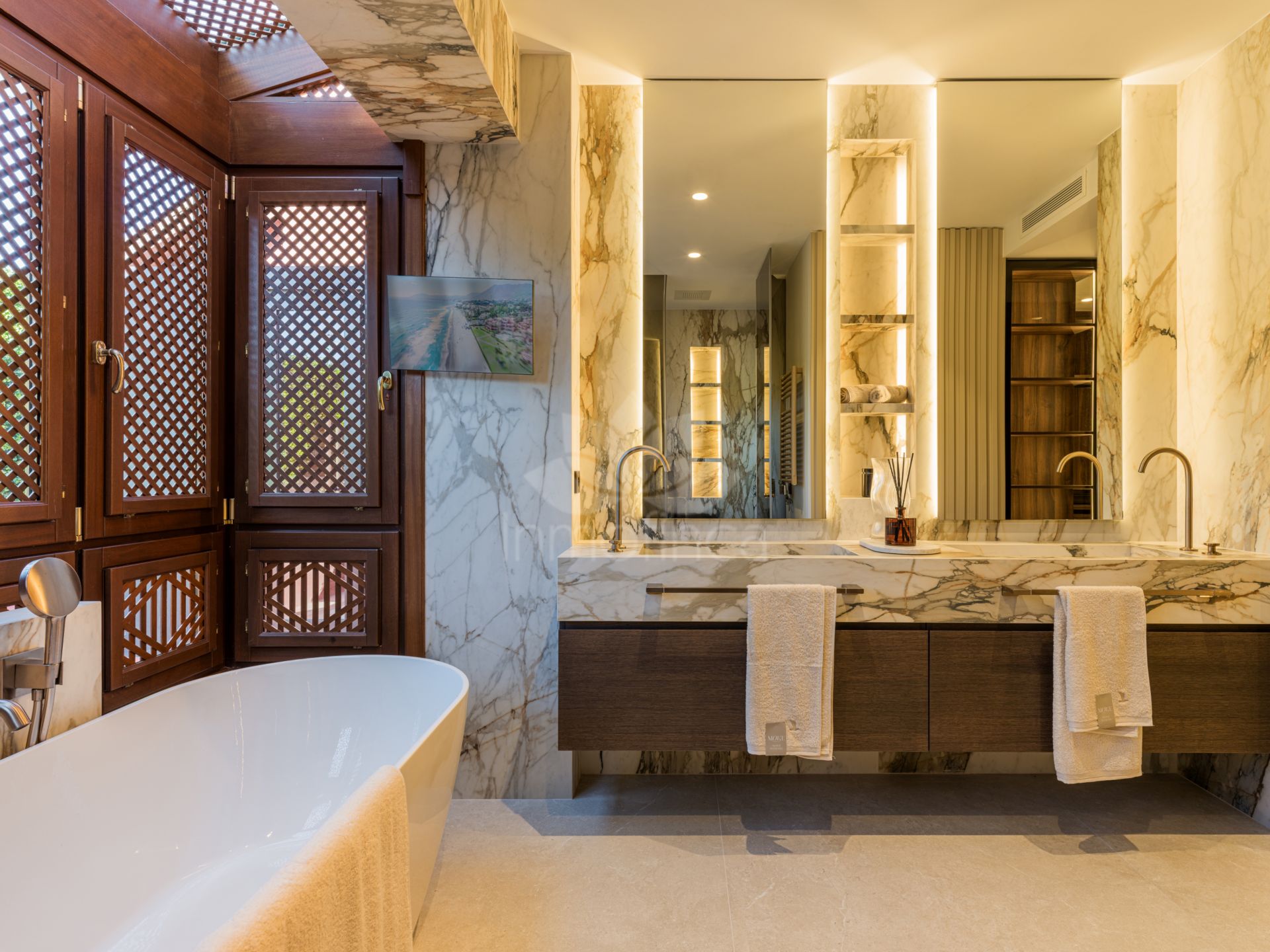 Atico Duplex en Torre Bermeja, Estepona