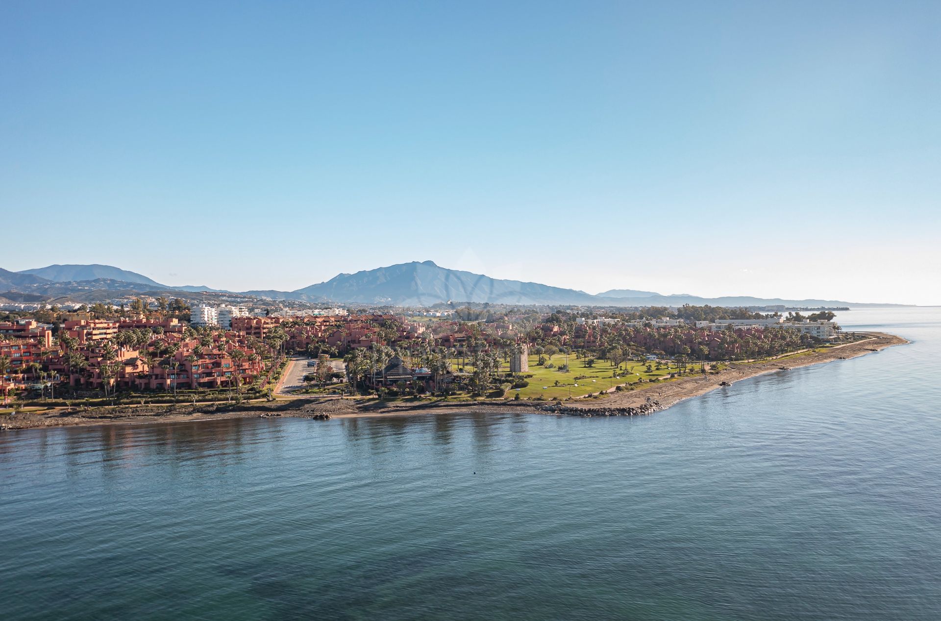 Atico Duplex en Torre Bermeja, Estepona