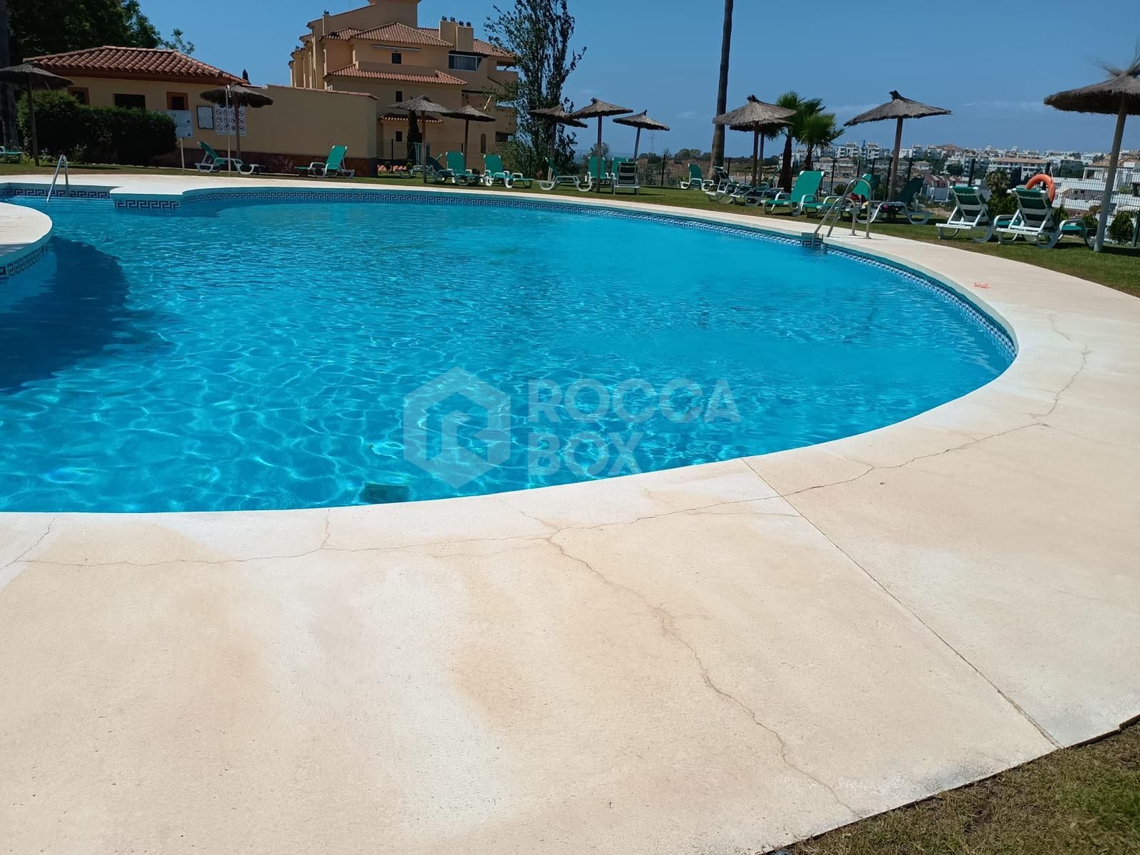 Duplex for sale in La Resina Golf, Estepona East