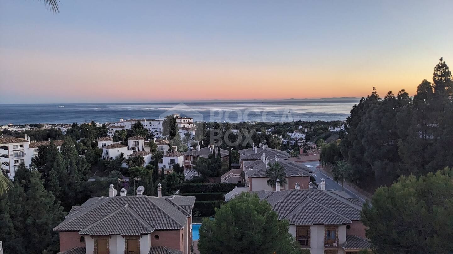 Duplex Penthouse for sale in Sitio de Calahonda, Mijas Costa