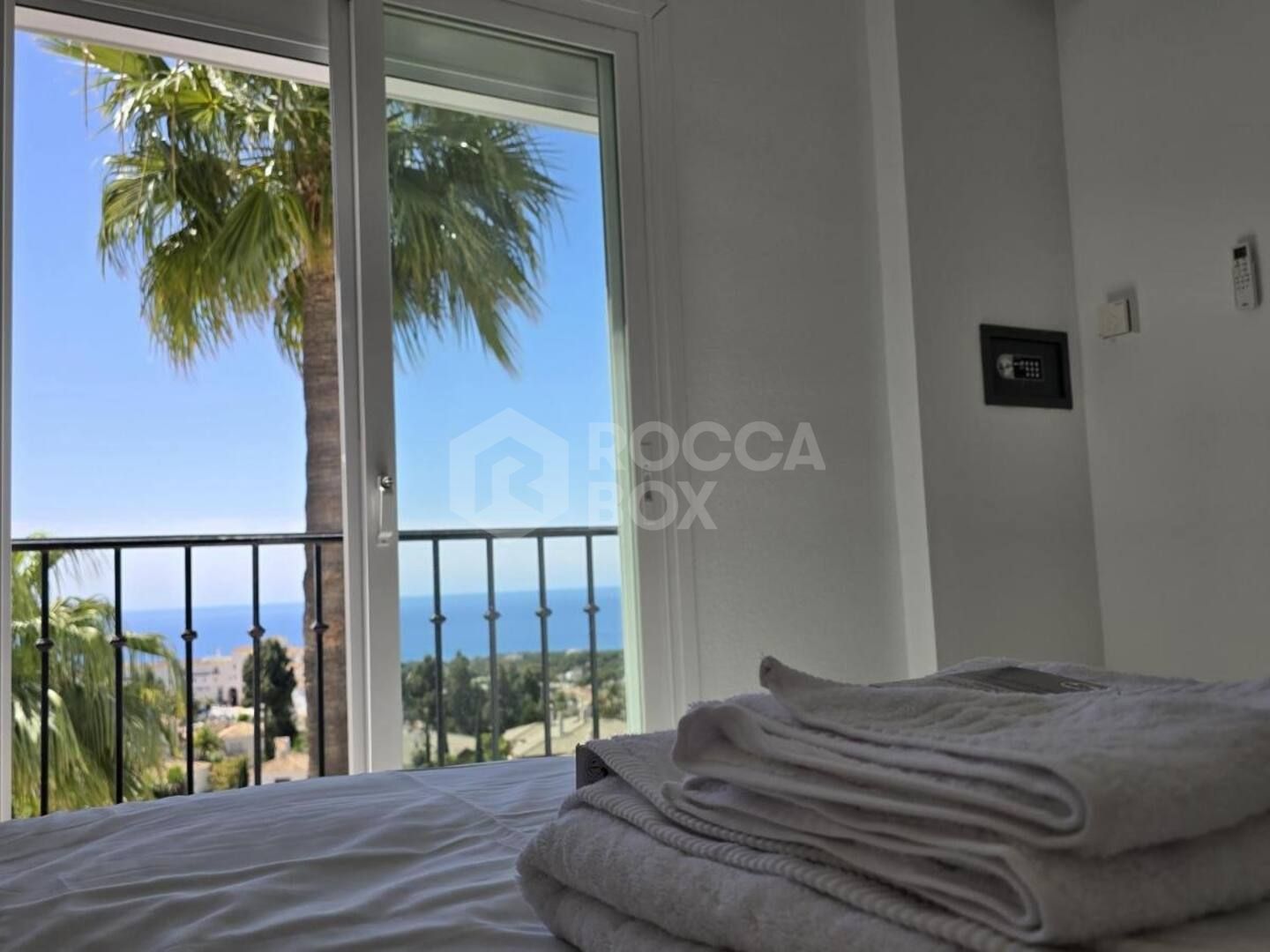 Duplex Penthouse for sale in Sitio de Calahonda, Mijas Costa