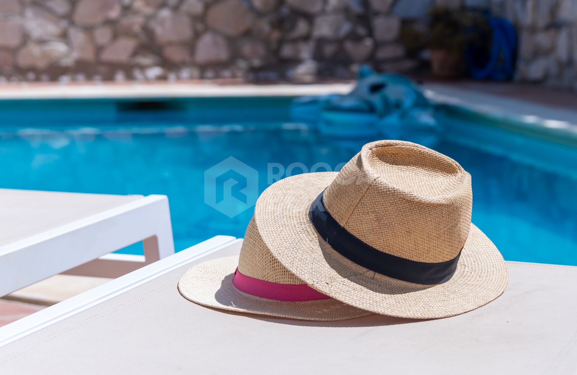 **Beautiful One-Level Villa with Private Pool – Fuengirola / Cerros del Águila**