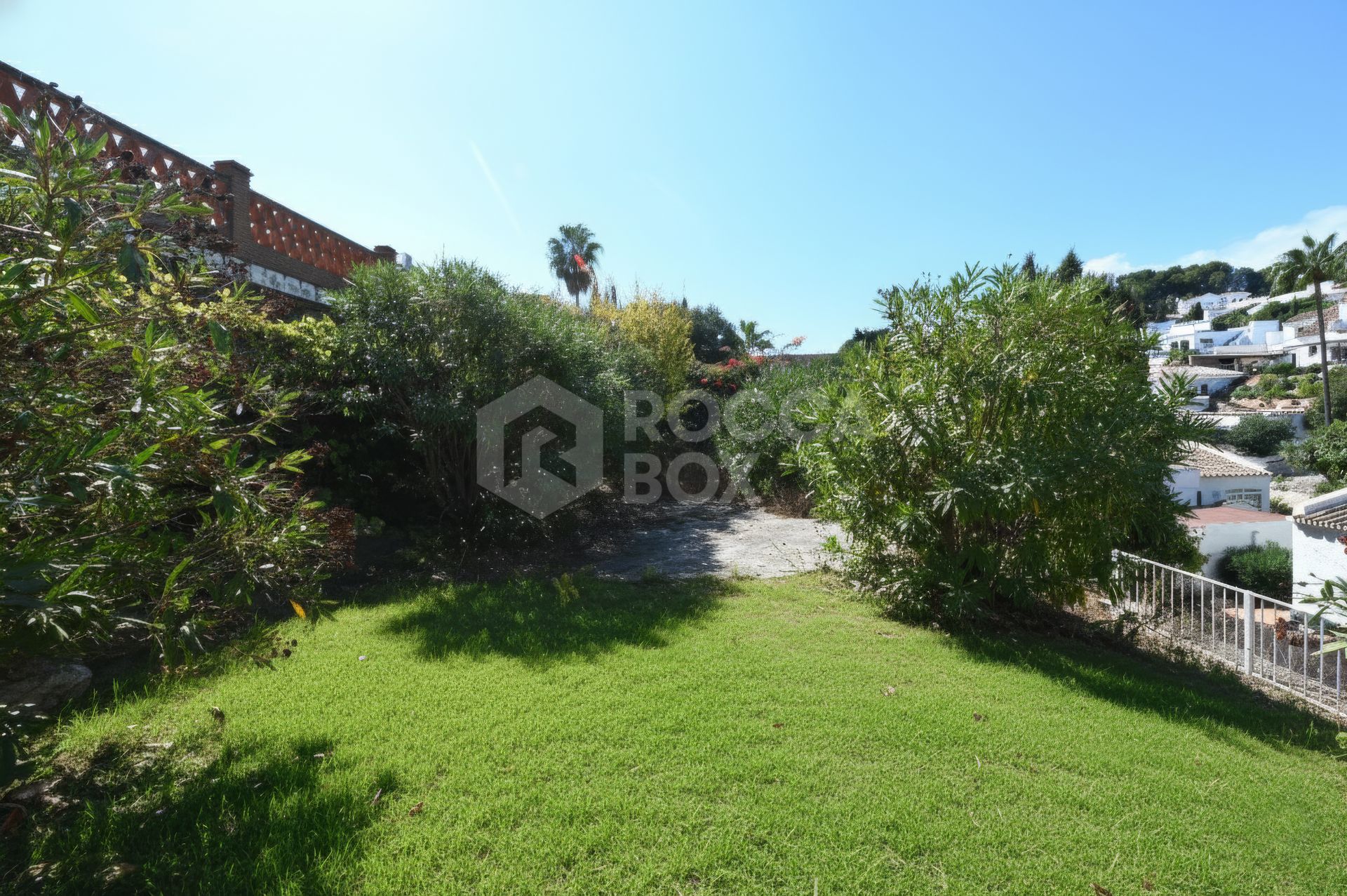 **Beautiful One-Level Villa with Private Pool – Fuengirola / Cerros del Águila**