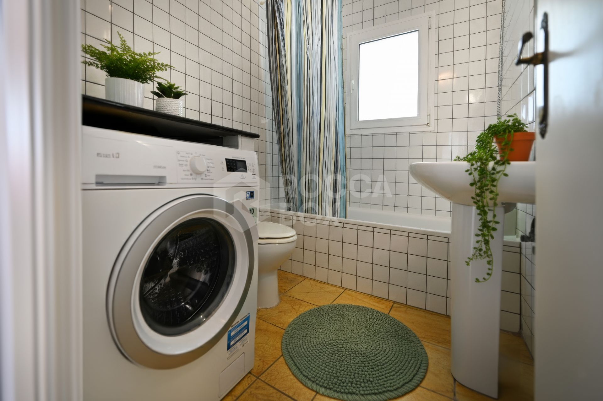 **Beautiful One-Level Villa with Private Pool – Fuengirola / Cerros del Águila**