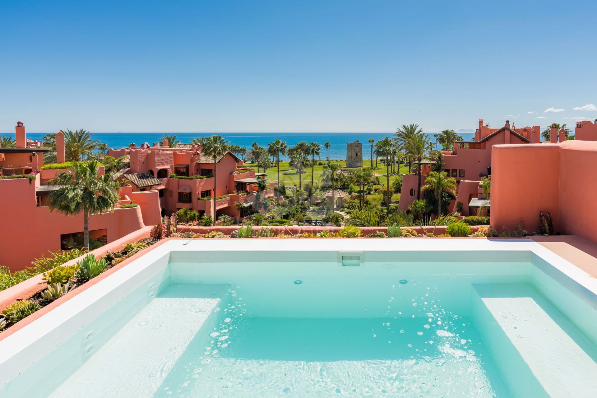 Duplex Penthouse in Estepona